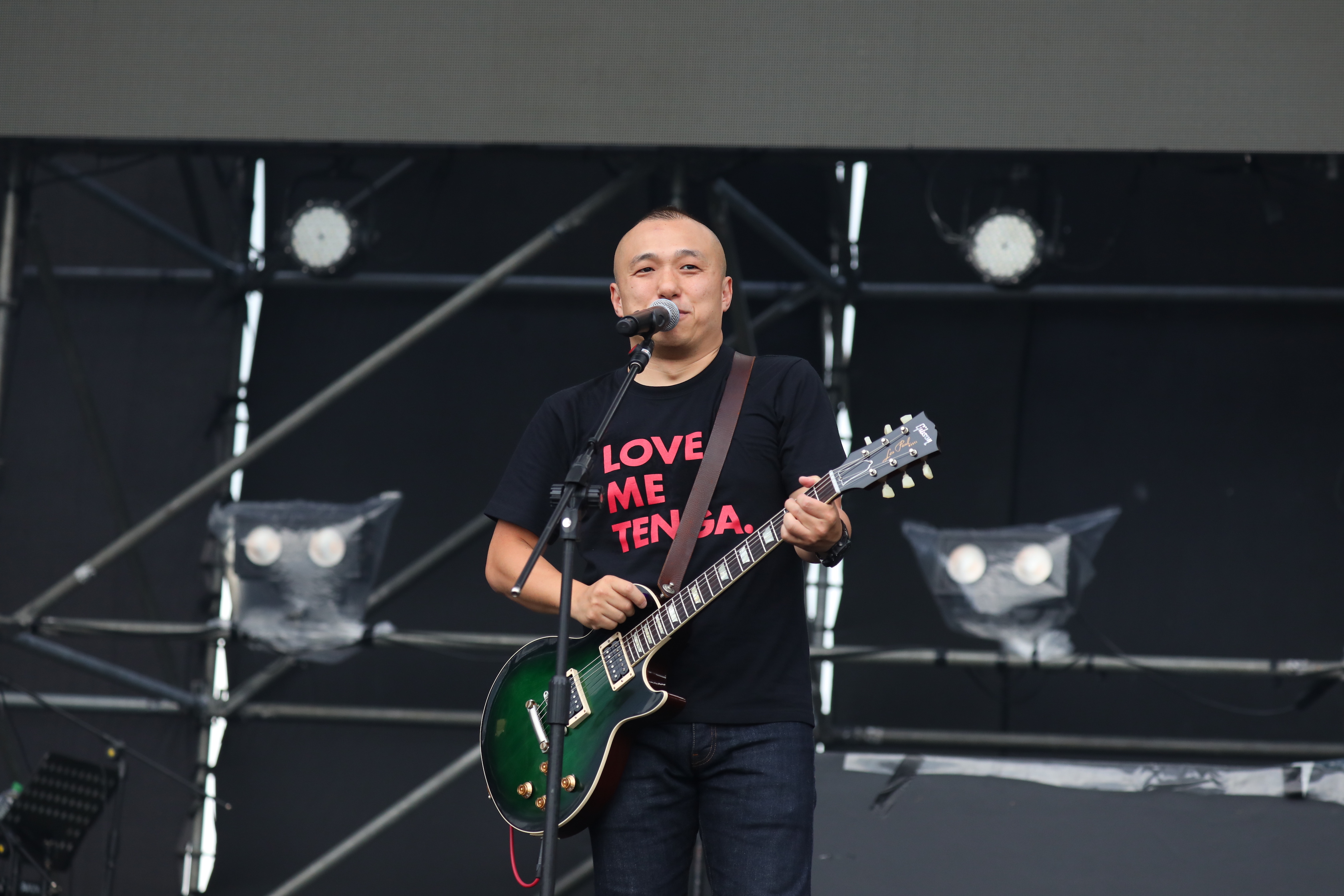 脫拉庫樂團在「7-ELEVEN高雄啤酒音樂節」熱鬧開唱。（寬寬整合行銷提供）