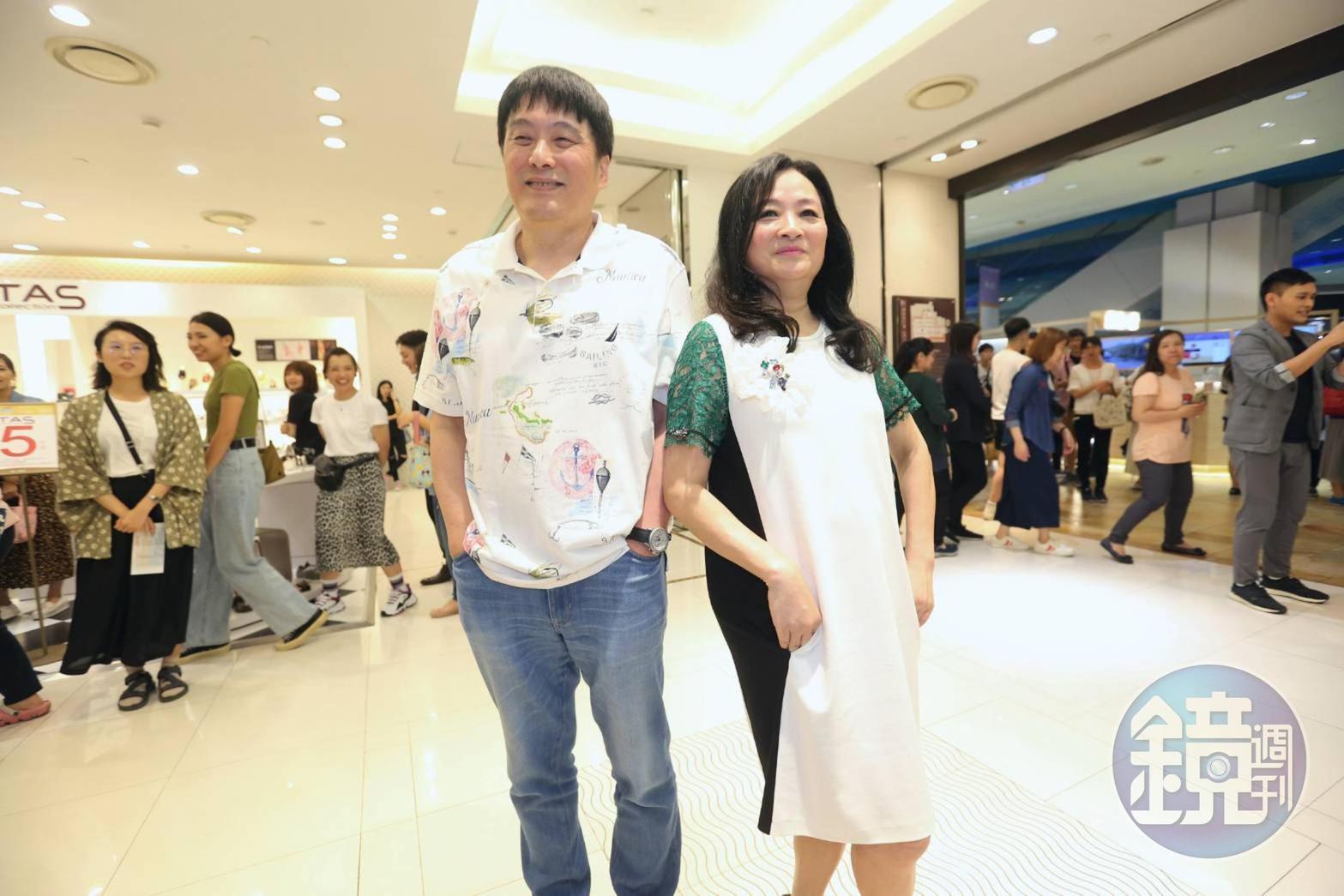 羅智先、高秀玲夫妻感情好,2人假日也一起拚事業。