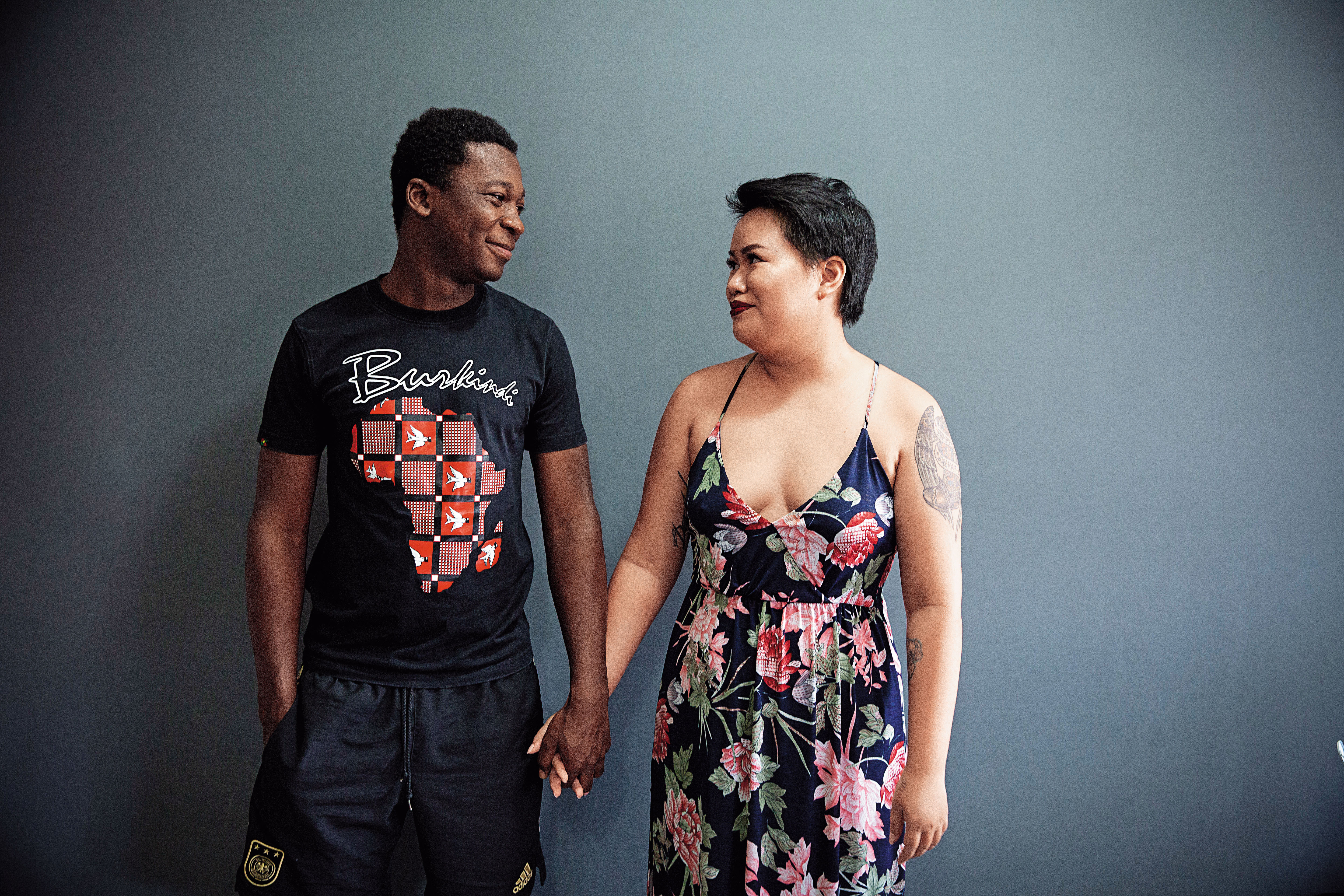 娃娃的黑人老公「老宋」來自非洲布吉納法索，老宋在Google當工程師，夫妻倆無話不說，十分親密。