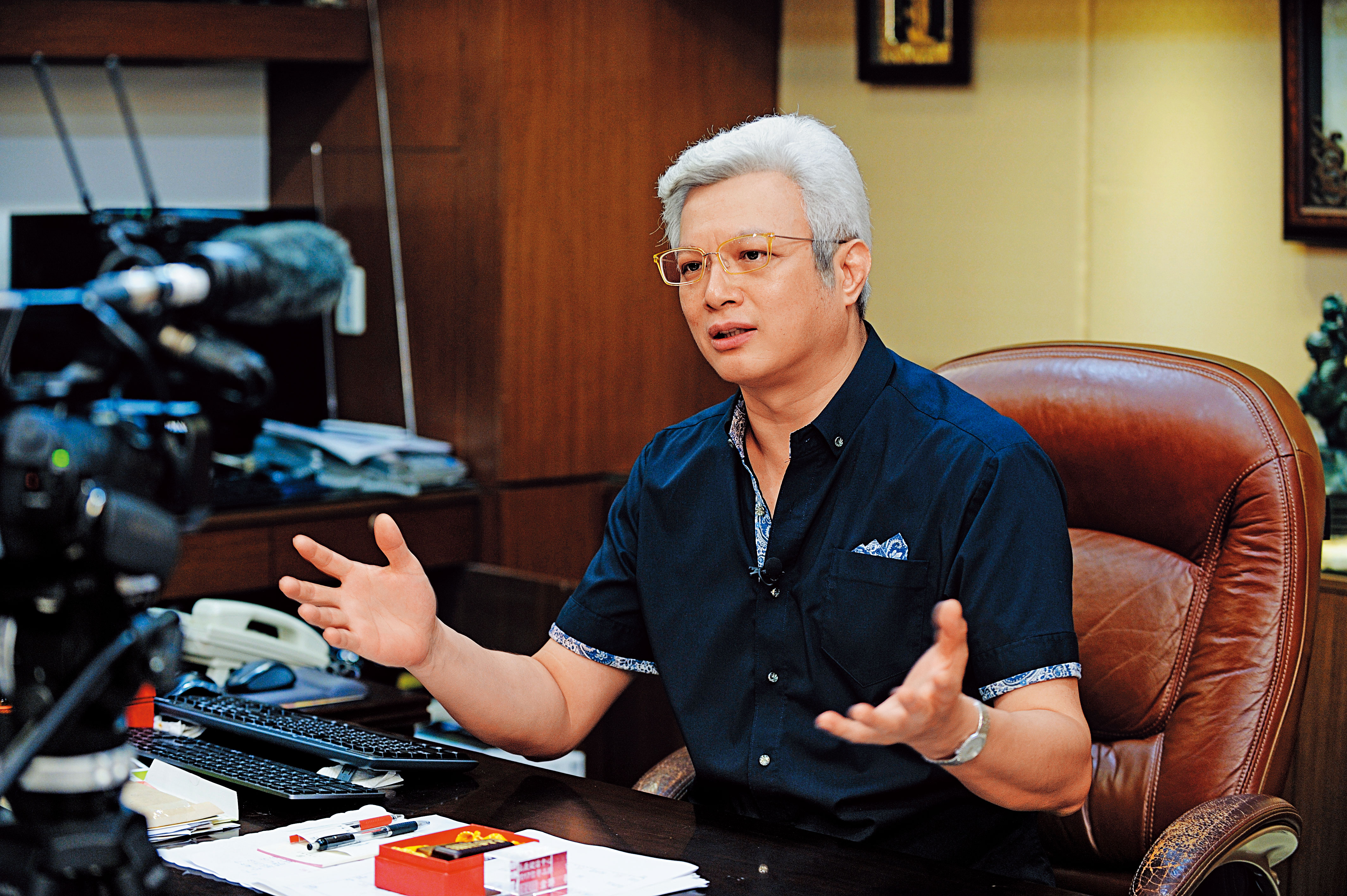 命理師蔡上機表示，若亡者在呼出最後一口氣時，充滿怨恨、恐懼或憤世嫉俗的念頭，就會陰魂不散。