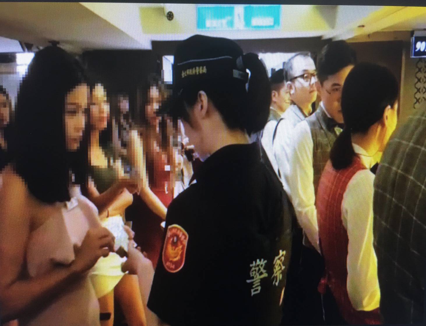 藍姓偵查佐遭指控上酒店帶酒女出場還不付款。（示意圖，翻攝畫面）