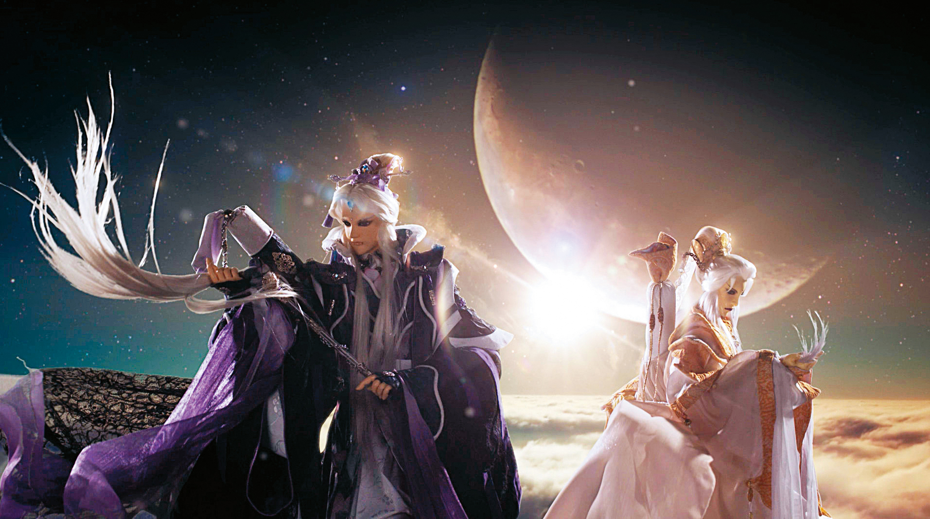  霹靂仿效漫威開啟「霹靂英雄宇宙」，在新劇《刀說》中運用創新拍攝手法（下圖），畫面更有看頭。（霹靂國際提供）