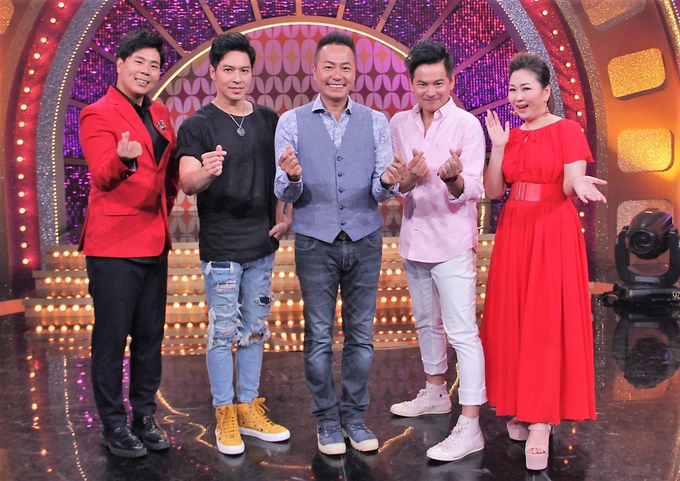 王海輪(左二起)、張克帆與馬國賢日前上《MUCH金點秀》大聊當年走紅過往。(年代提供)