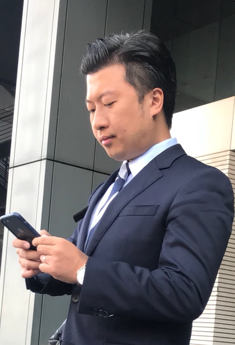 新北市議員張志豪表示座談後立刻與總統競選辦公室成立LINE群組,可隨時聯繫。(新北市議員張志豪提供)