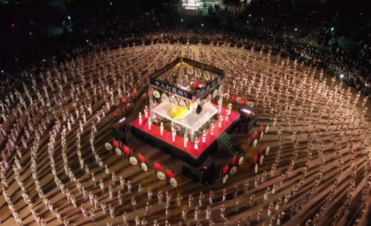 「山鹿燈籠祭」為熊本三大火祭之一。（山鹿溫泉觀光協會提供）