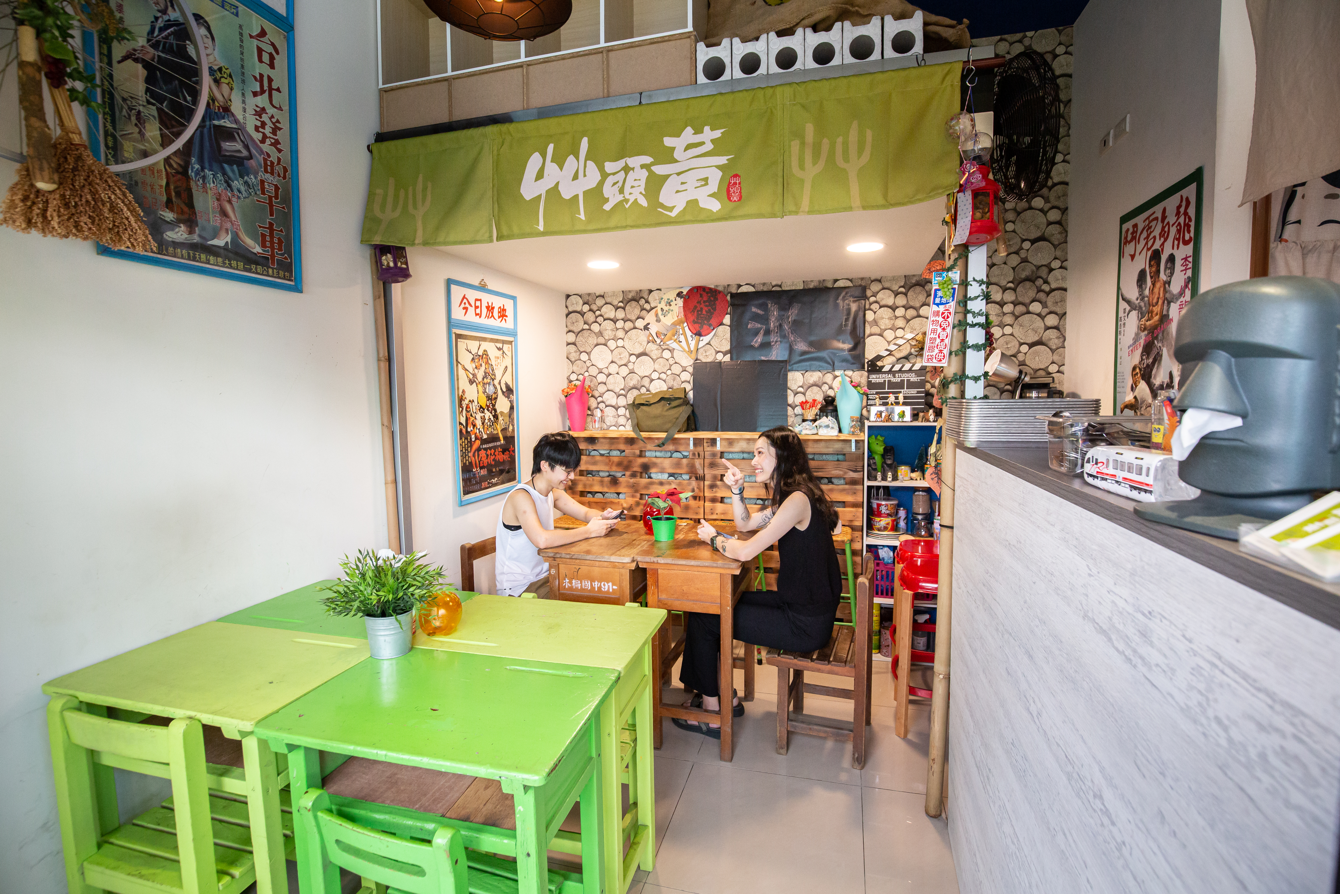 兩坪左右的店面頗溫馨可愛。