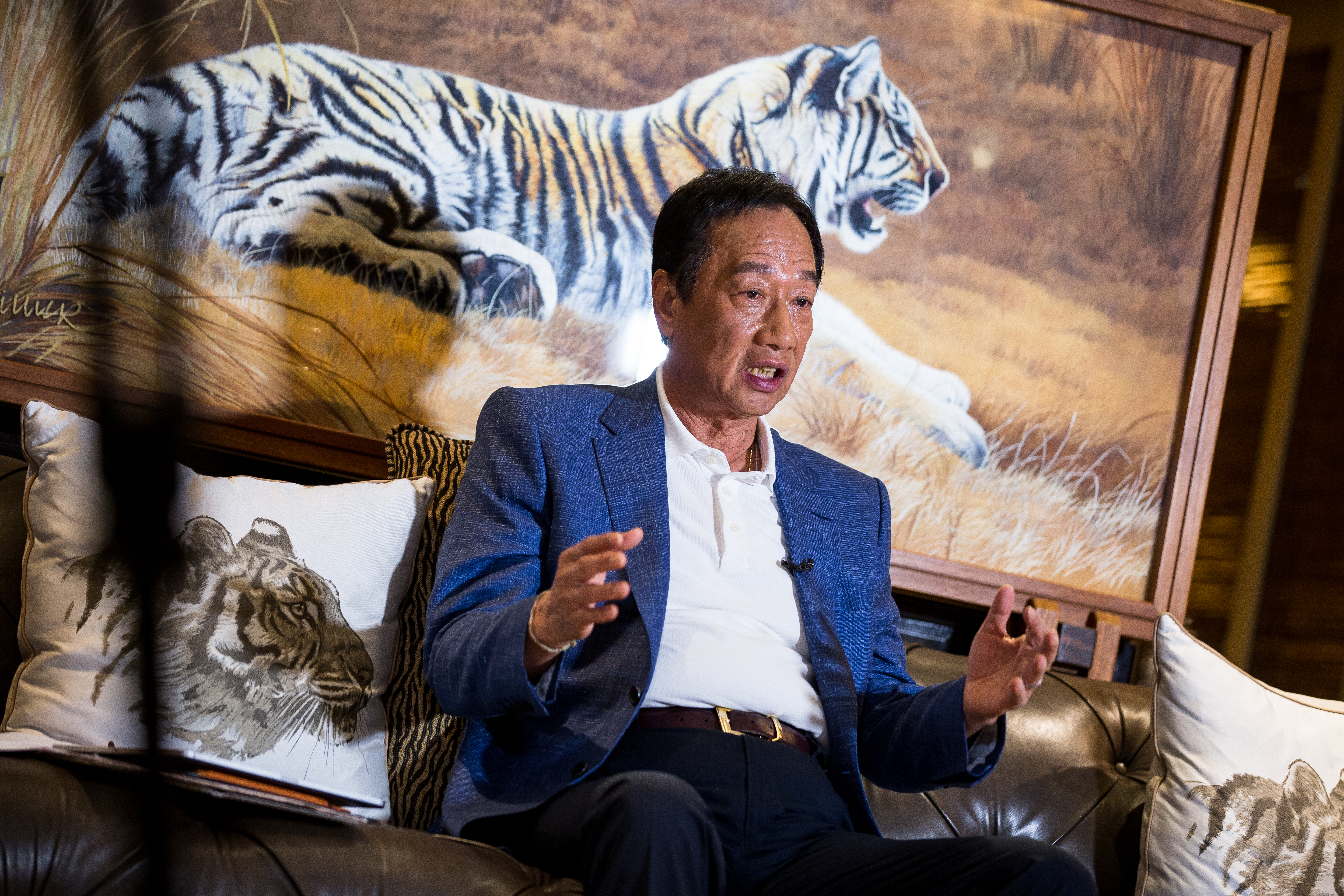 郭台銘認為台灣已經沒有下一個4年，如果老百姓認為他適合當總統，那他願意奉獻自己給這塊土地，畢竟台灣給他的已經太多。