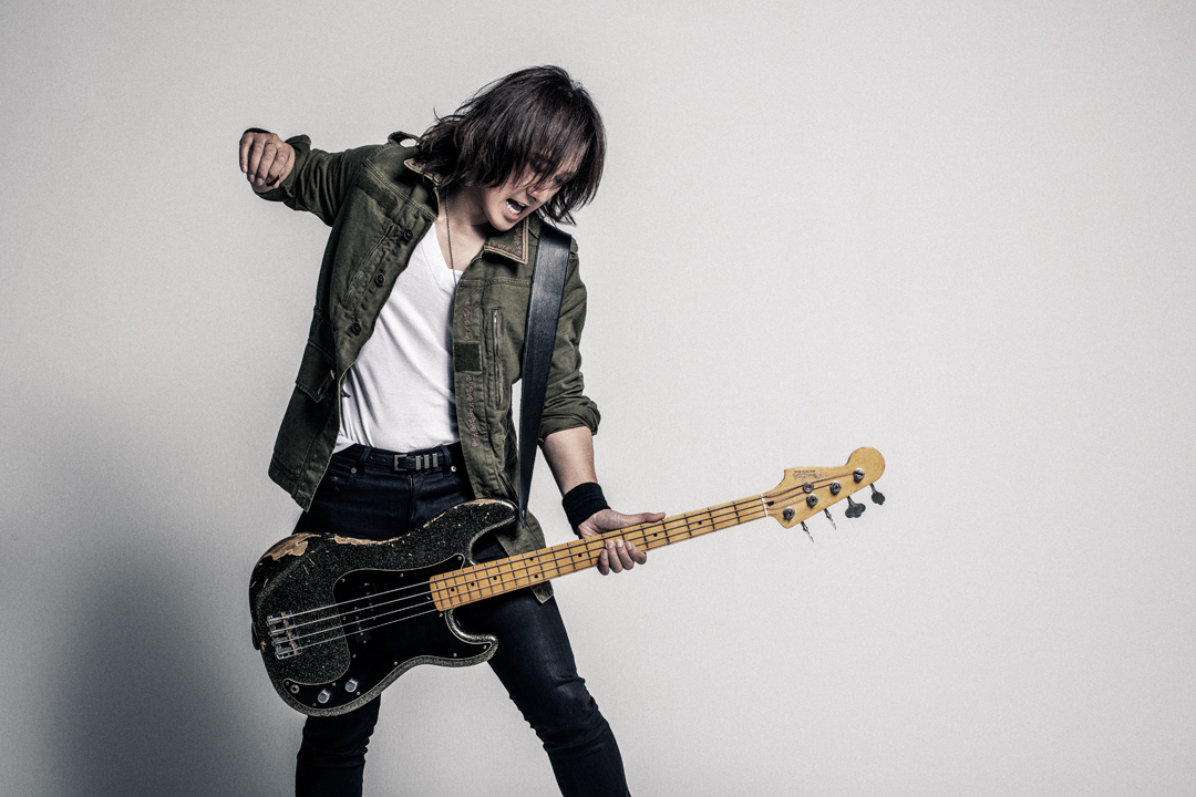 身為LUNA SEA當家貝斯手，J有著超過20年的Solo Artist經驗，他獨一無二的bass tone影響日本眾多貝斯手。（Fender提供）