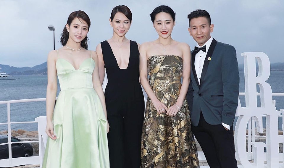 宋芸樺與夏于喬、吳可熙與導演趙德胤到坎城宣傳《灼人秘密》。（翻攝自宋芸樺臉書）