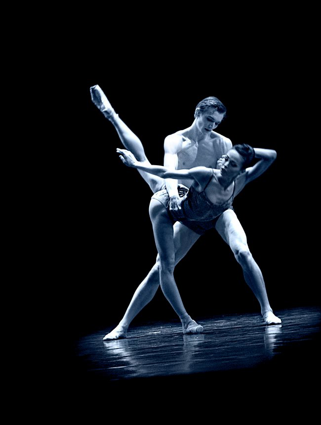 賽吉耶夫曾與傳奇芭蕾天后薇煦諾娃共同擔綱演出《Beauty in Motion》。（牛耳藝術提供）