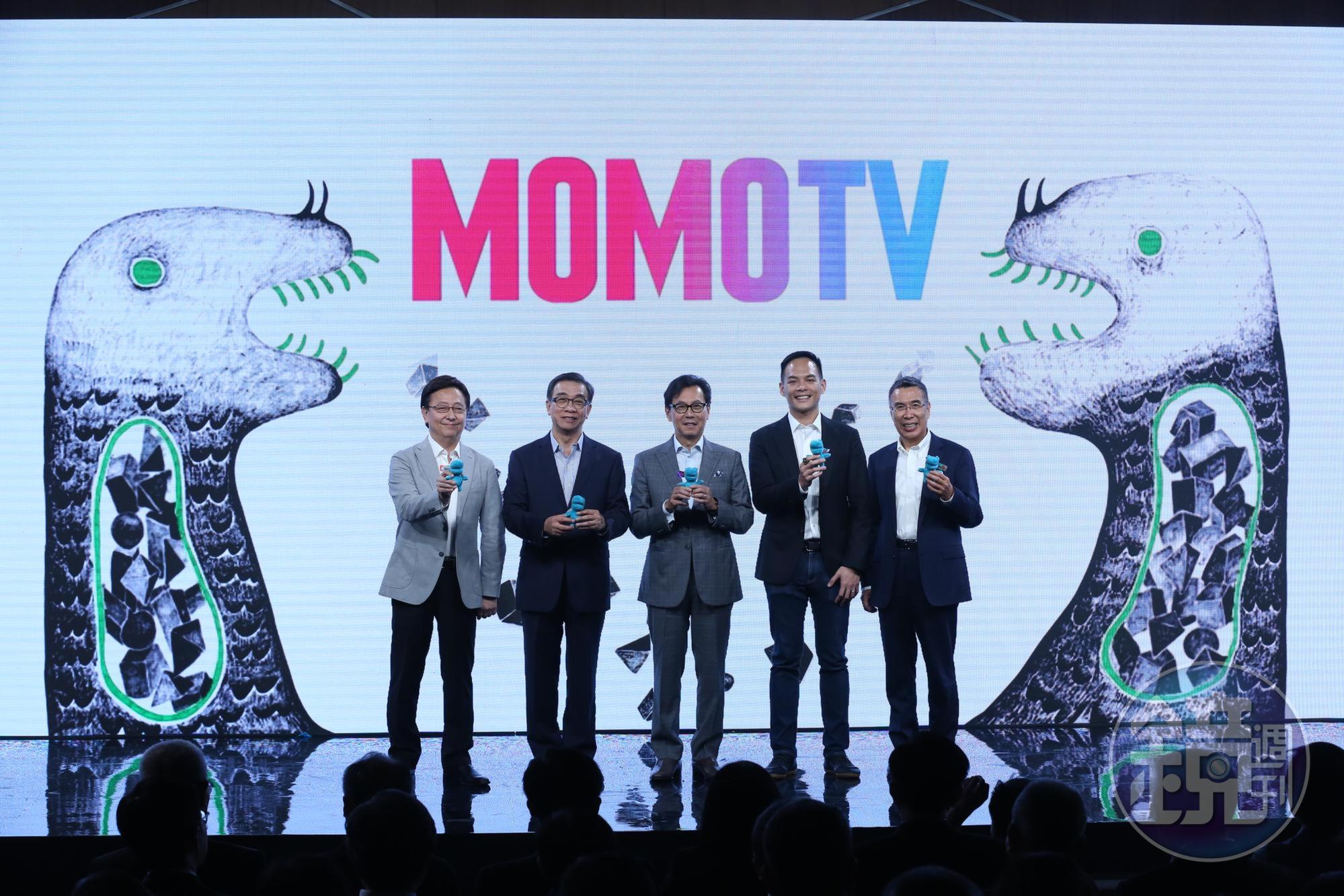 MOMOTV由凱擘大寬頻持股85%、民視持股15%，董事長由資深媒體人李四端出任。