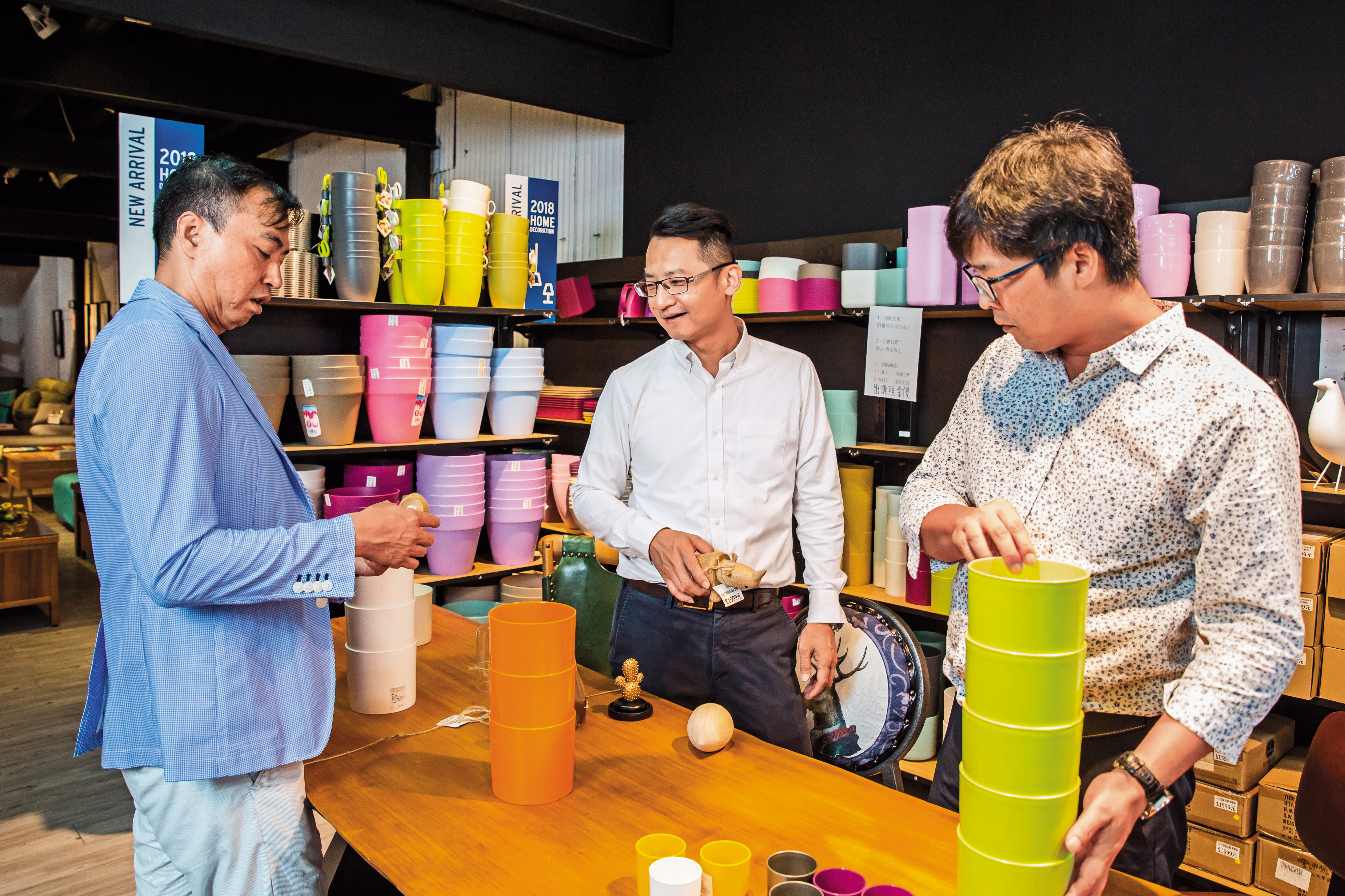 除了大型家具，H&D東稻家居也切入家飾品，滿足消費者一站式採購需求。