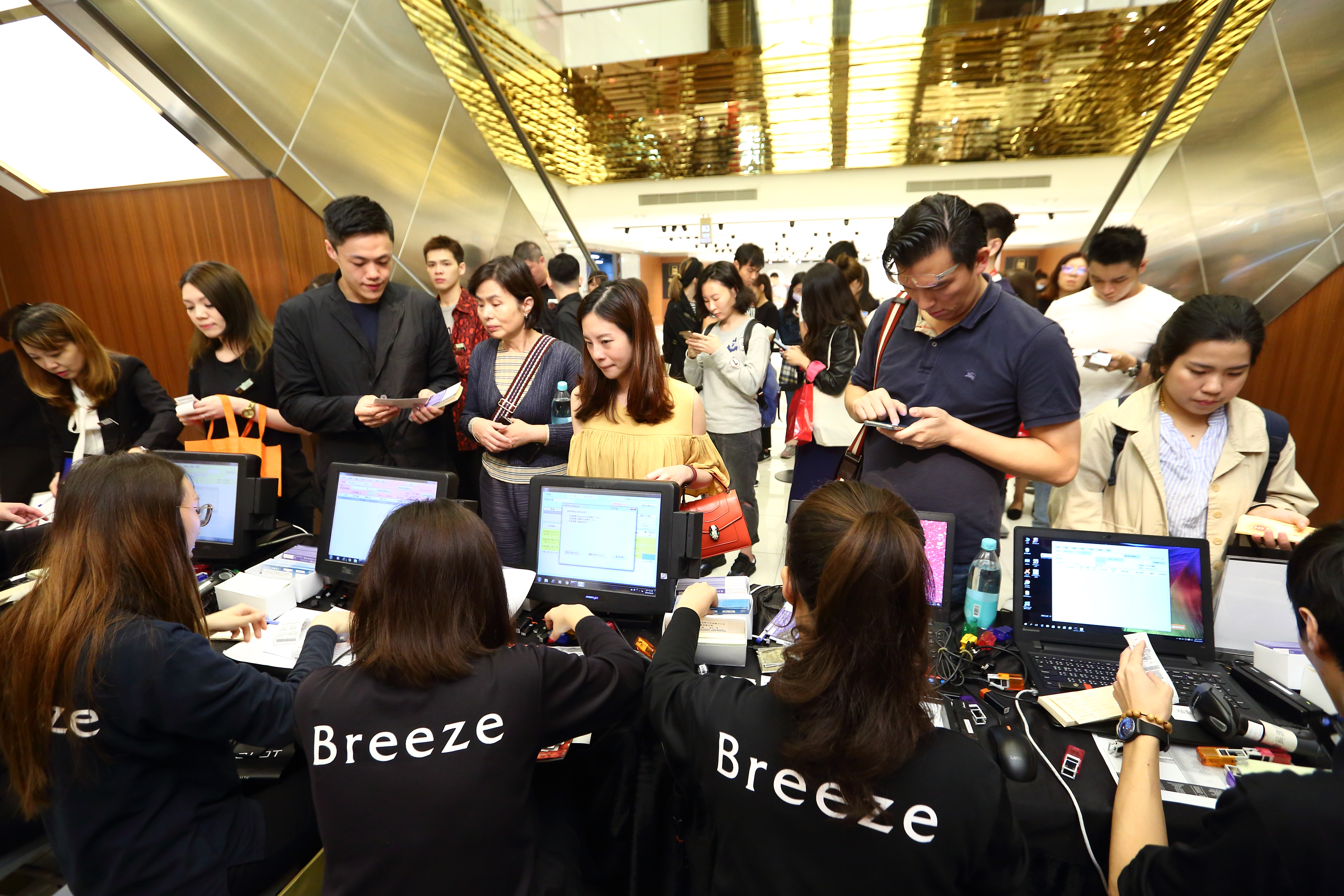 微風近期積極展店，公司同樣祭出良好的薪資福利及升遷管道吸引人才。