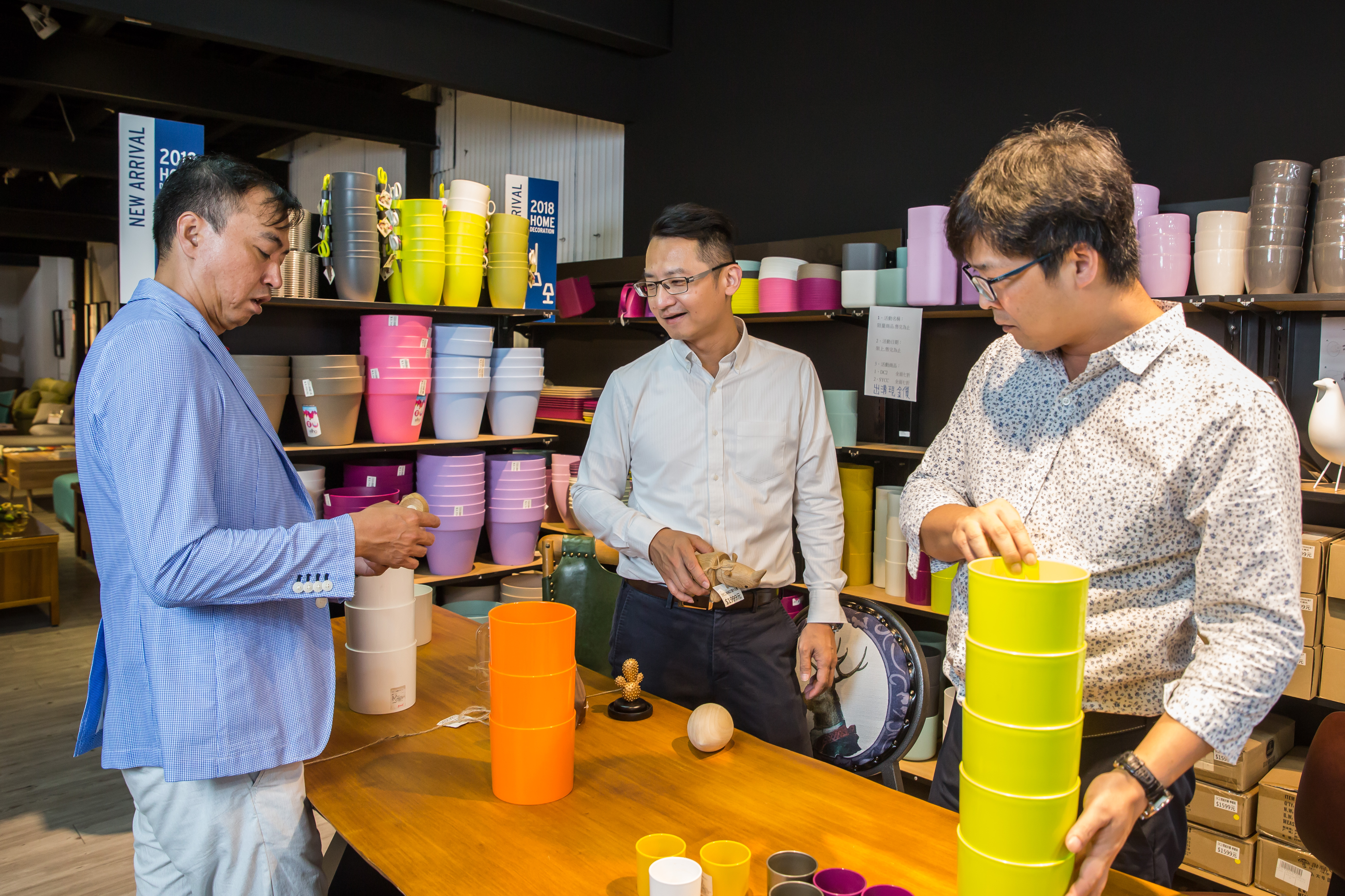 除了大型家具，H&D東稻家居也切入家飾品，滿足消費者一站式採購需求。