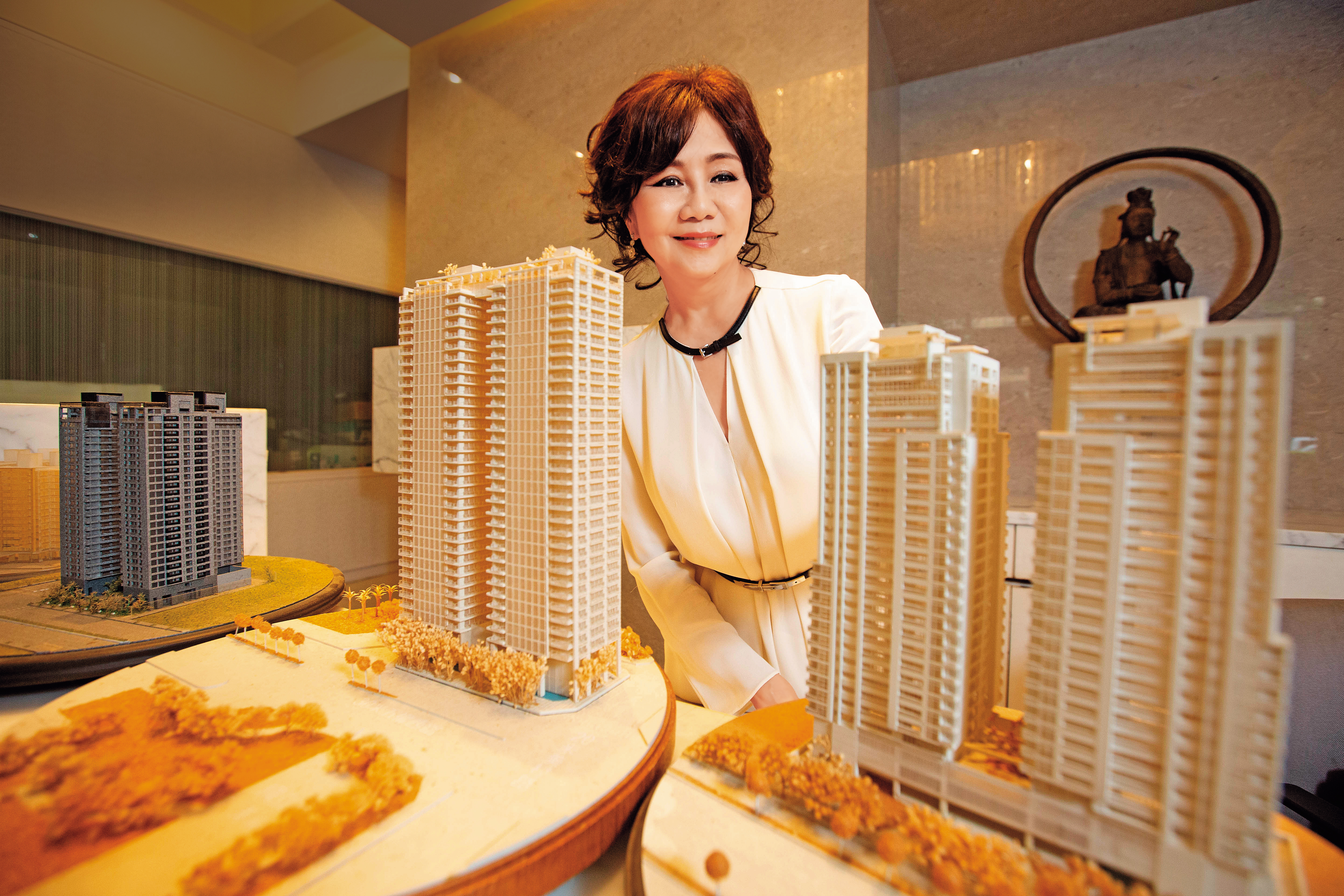 由鉅建設董事長林嘉琪接替亡父心願，耗費50年整合完成大恆，打造台中豪宅王。