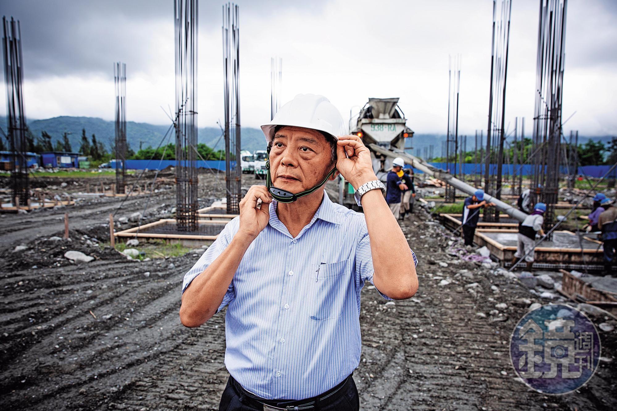 王隆昌的專長是營建法規和運輸工程，他現在擔任一些學生的工程顧問，偶爾到工地監工，為畫工程圖的設計師和實際施工的工人，做出良好溝通。