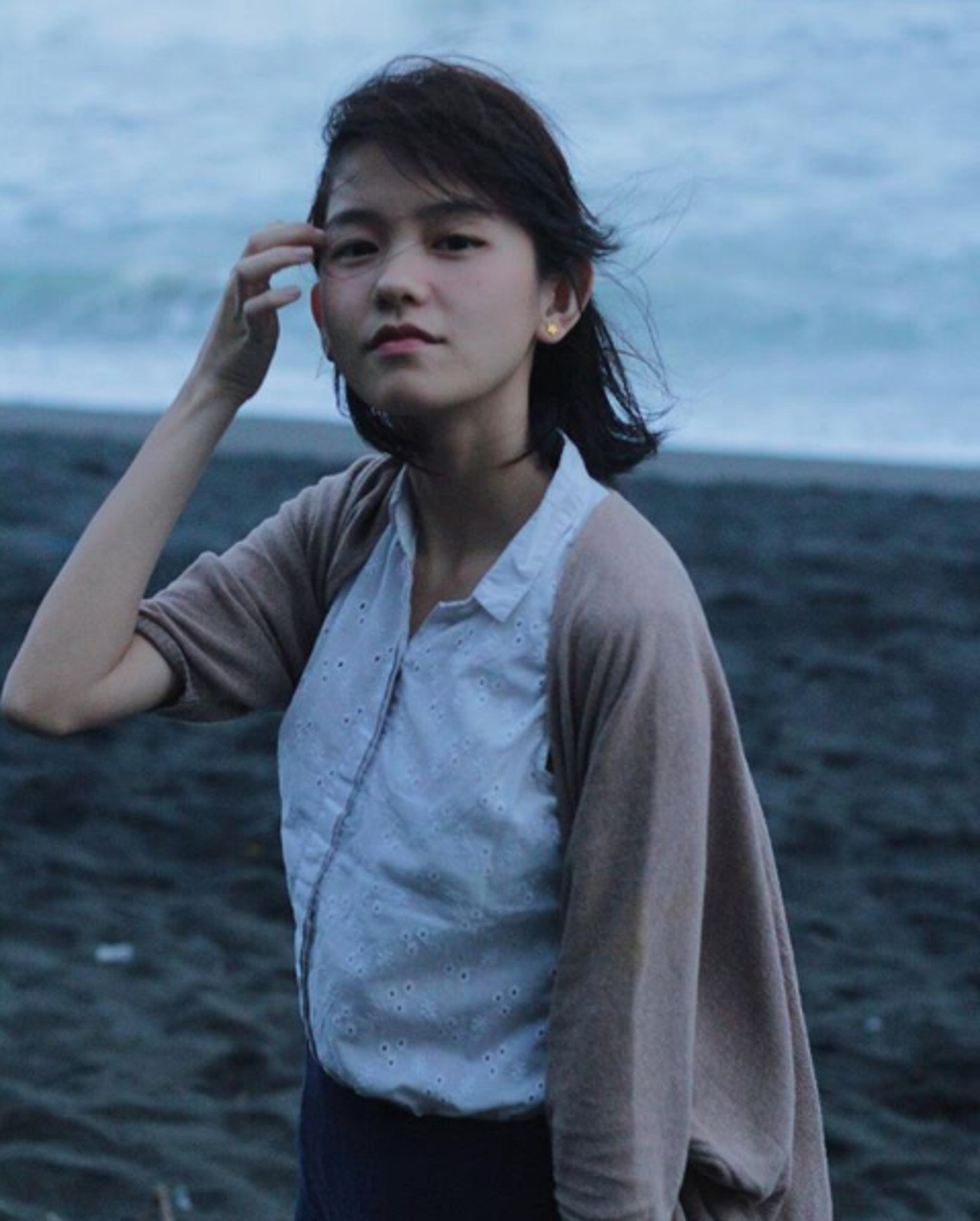Leanna Leonardo清新脫俗的外貌，一度被認為是女團成員。（翻攝Instagram）