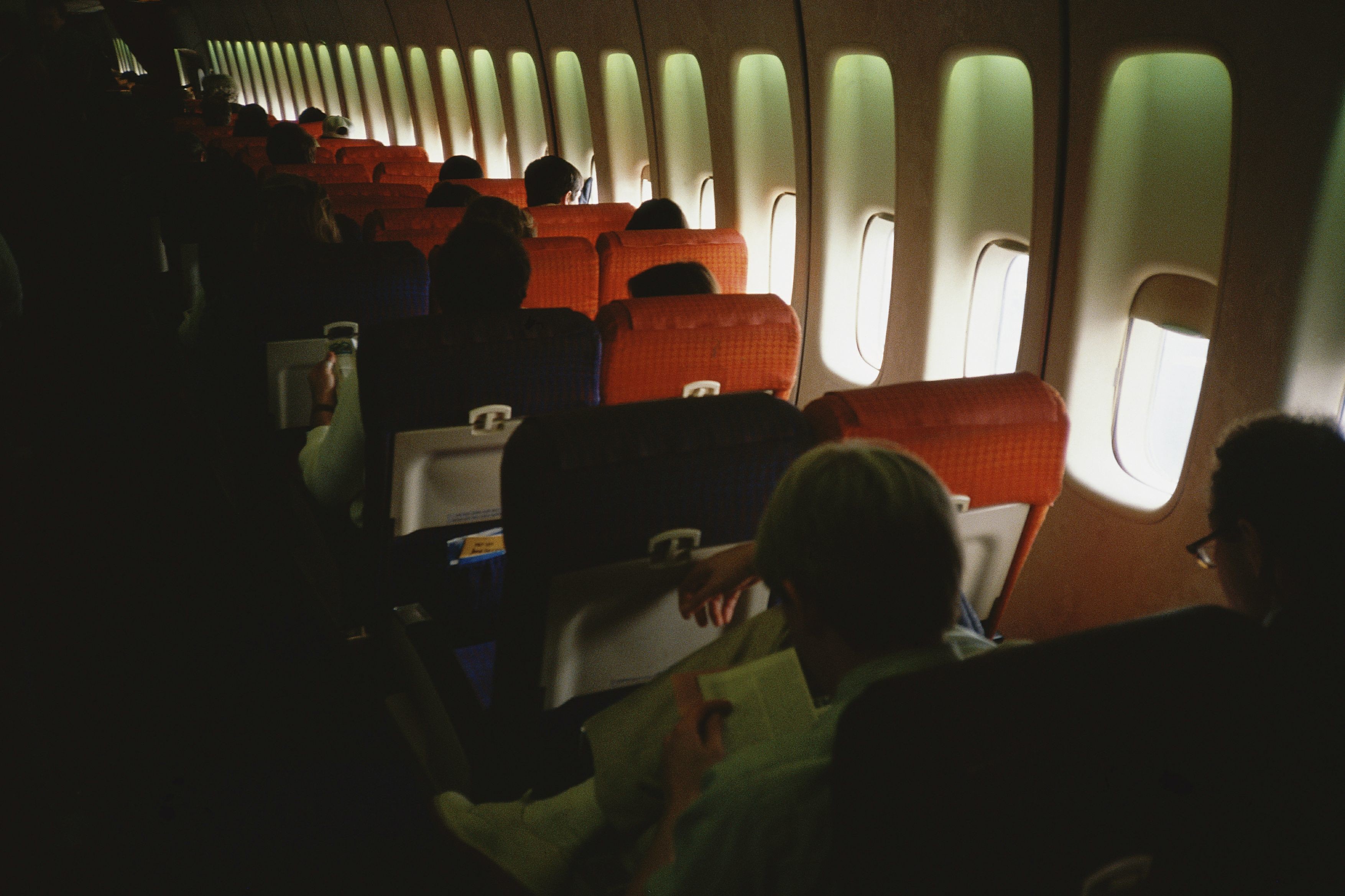 搭機時，你喜歡靠窗，還是靠走道的座位呢？（東方IC）