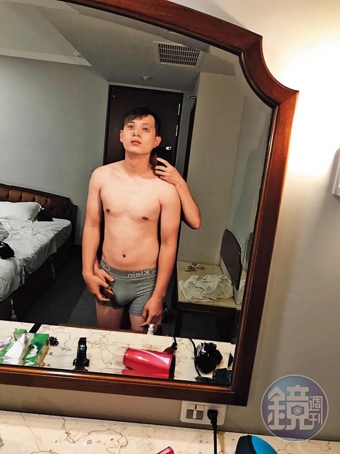 2年前卓姓教練與B少女的性愛照外流，警方證實學校並未通報。（爆料者提供）