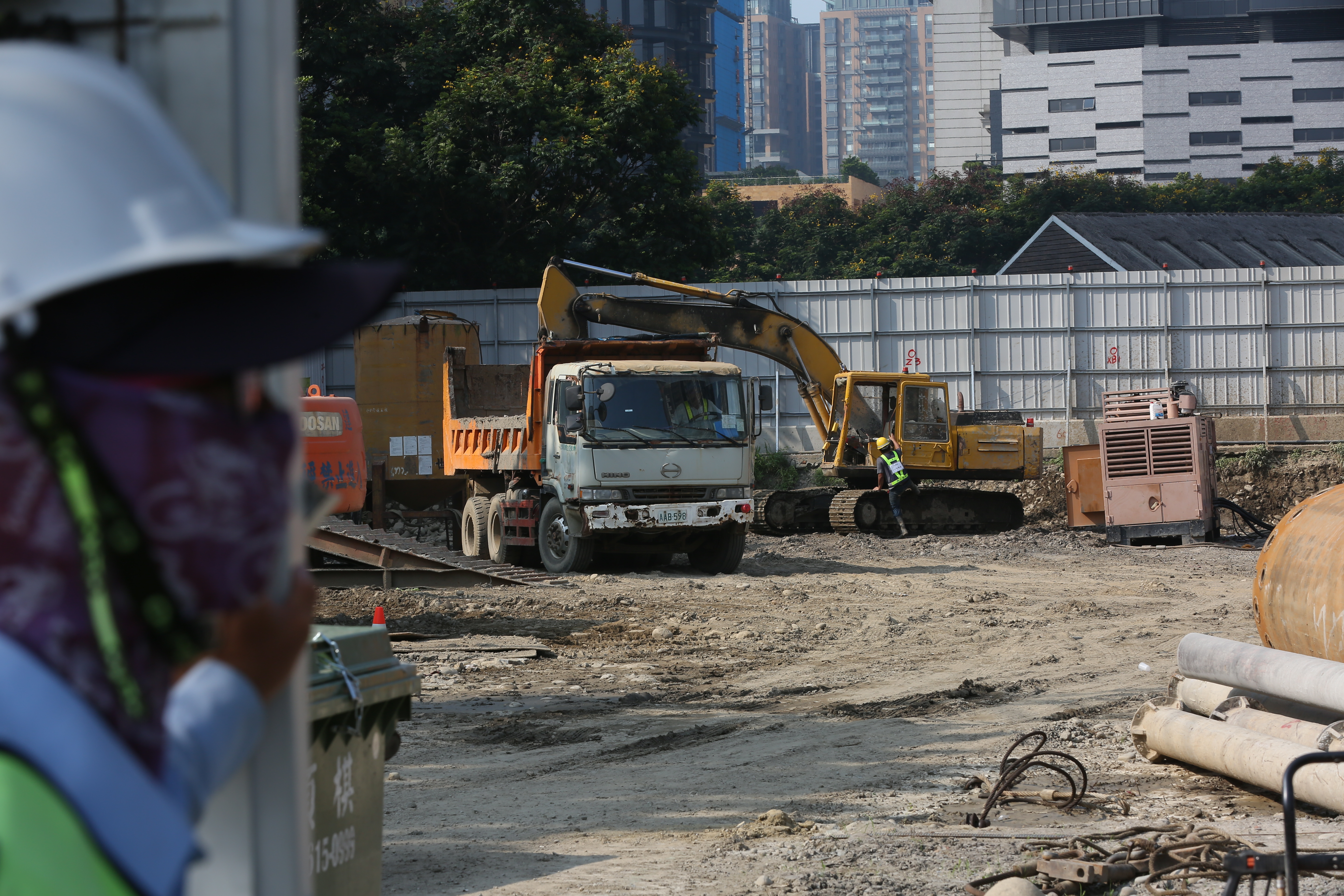 台中銀行新總部工地內部狀況。