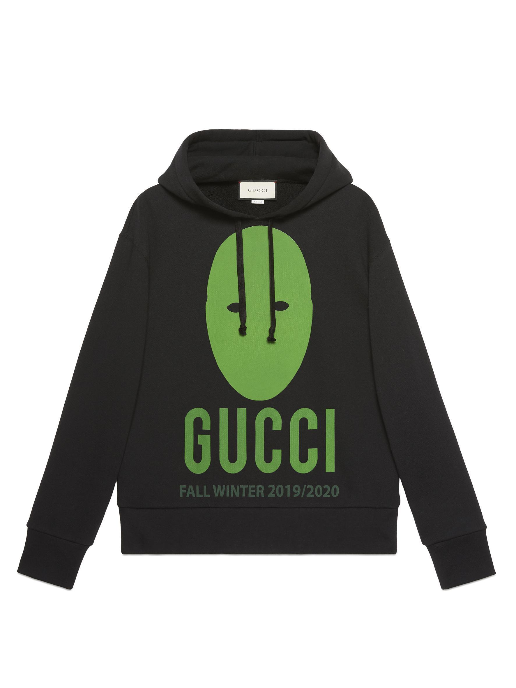 GUCCI Manifesto黑色外星人面具男裝長袖衛衣，NT$46,000。（GUCCI提供）