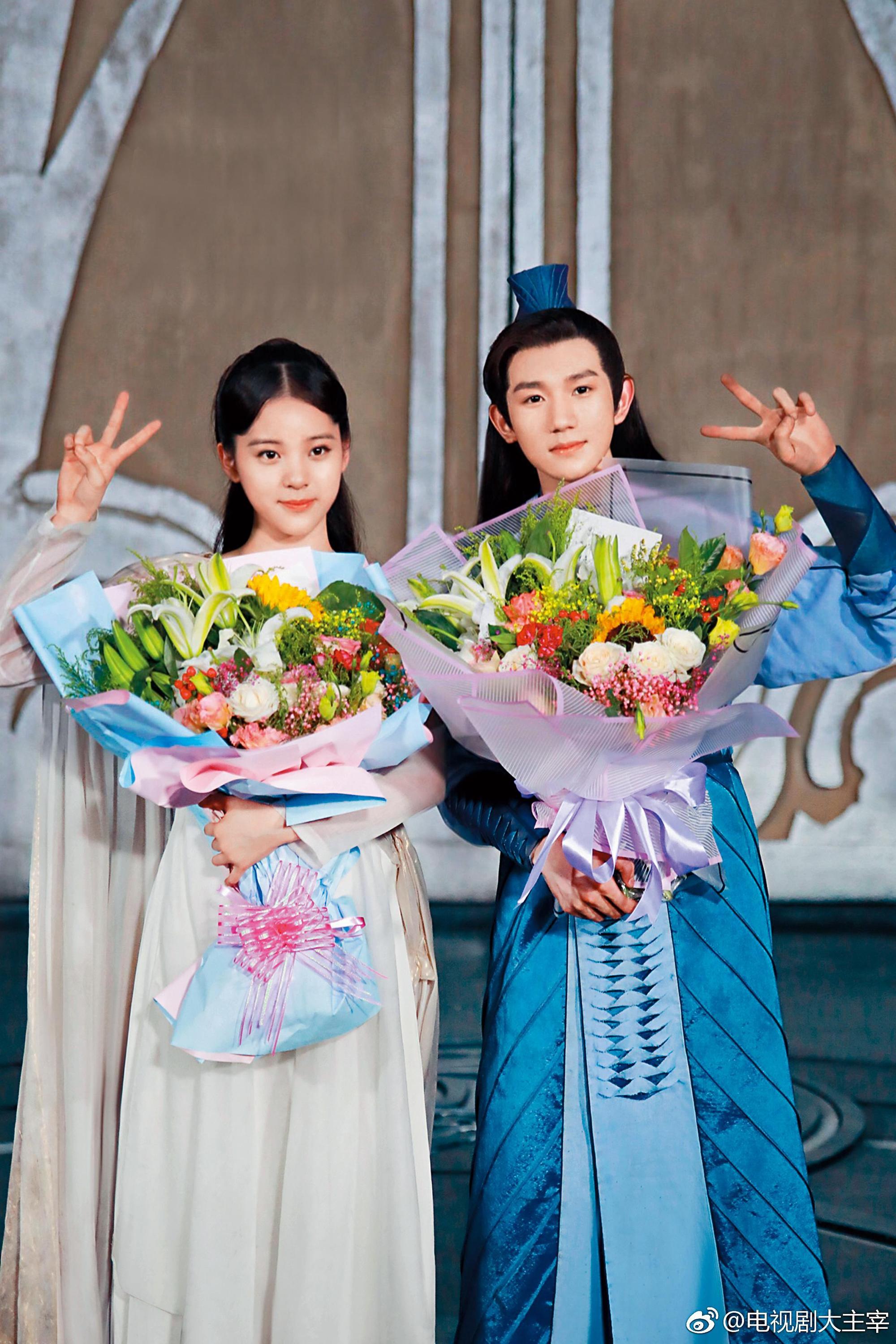 TFBOYS團隊作品不多,但各自發展的成績都不錯,王源(右)也與歐陽娜娜(左)合拍電視劇,預計今年上映。(翻攝自大主宰微博)
