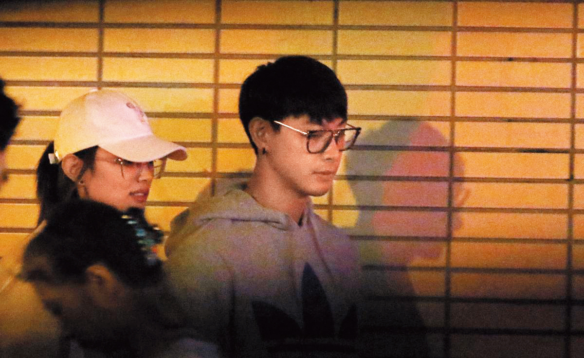 晨翔因為拍戲之便，一晚伴遊2位強國妹，但都不了了之。