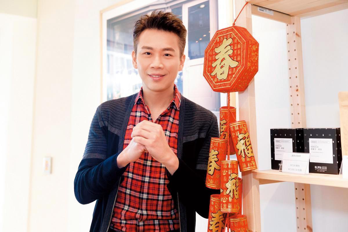 因為《黑色柳丁》專輯僅入圍1項，陶喆不爽過金曲獎，砲轟它有問題。（種子音樂提供）
