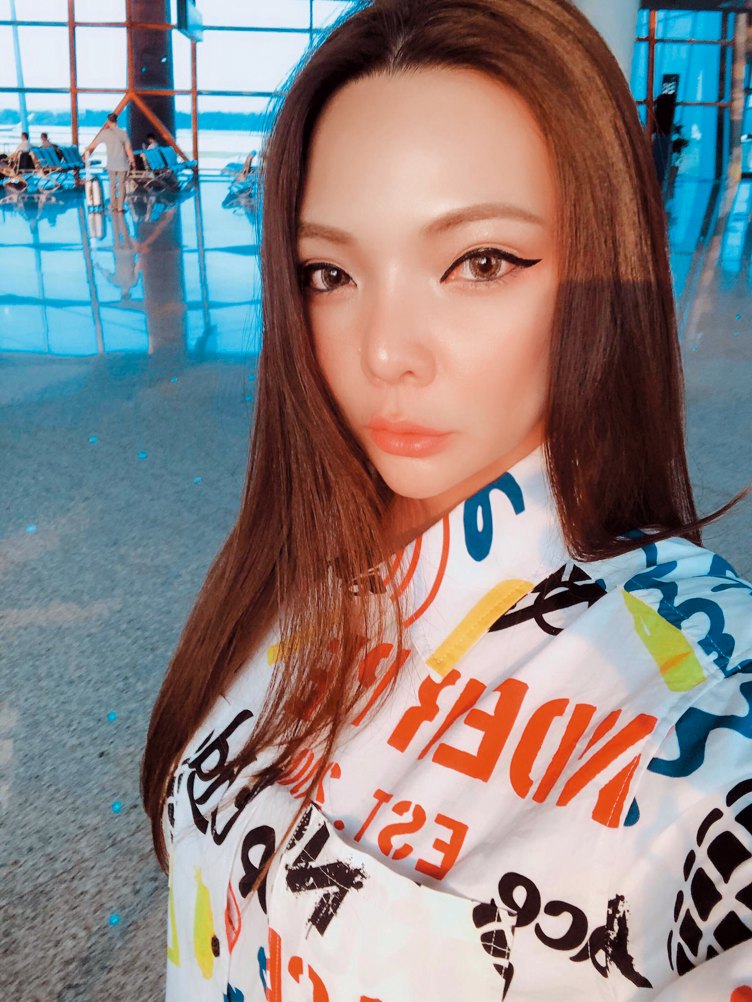小甜甜從小被爺爺奶奶帶大,卻被羞辱沒家教,讓她受不了。(翻攝自小甜甜臉書)