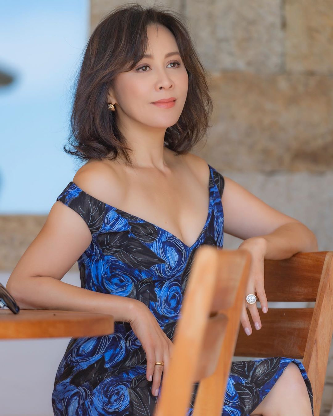 劉嘉玲熱愛運動,加上保養得宜,讓人看不出她實際年齡。(翻攝自劉嘉玲IG)