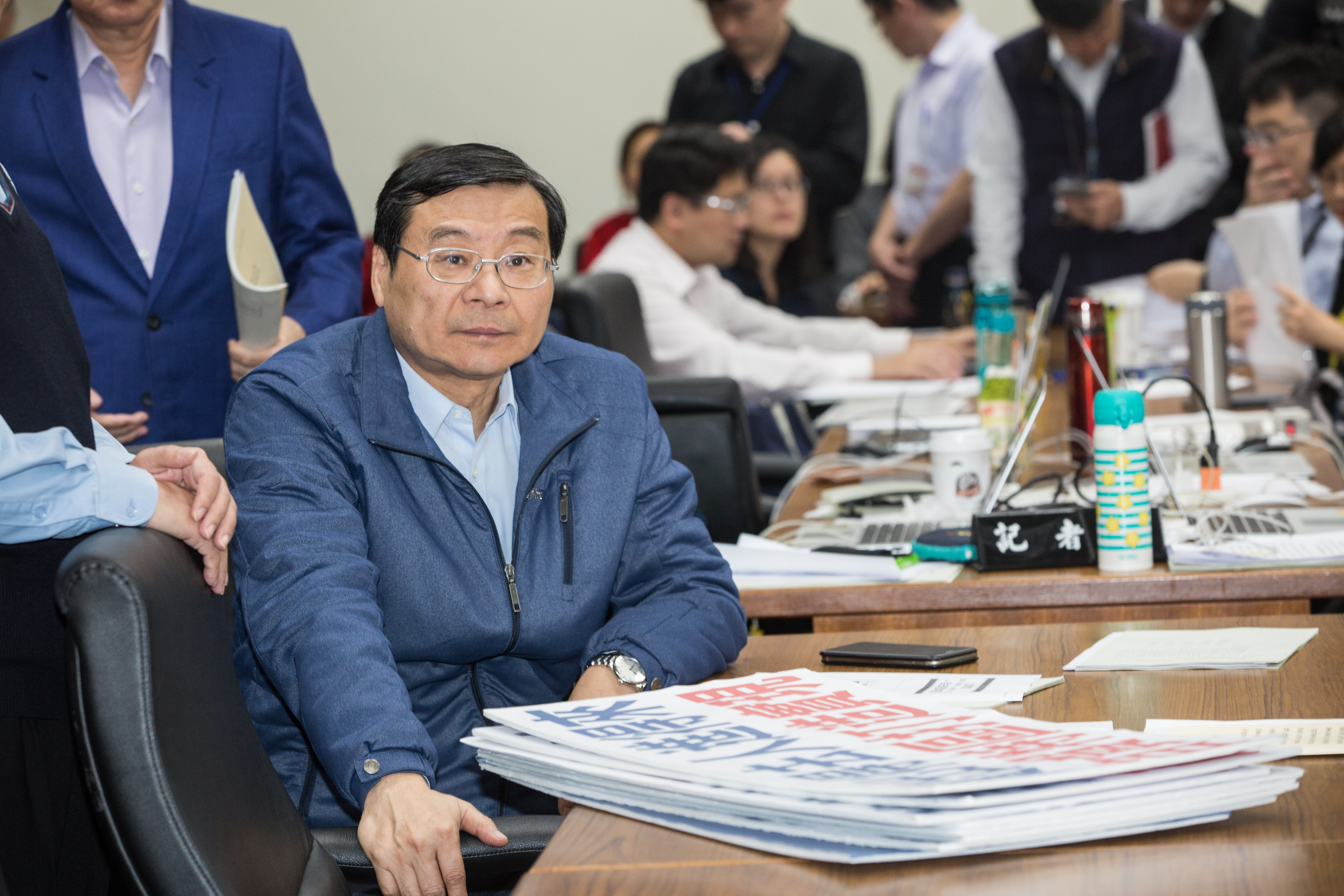 曾銘宗表示私菸案，不是國安局走私，幕後黑手是總統府才對。