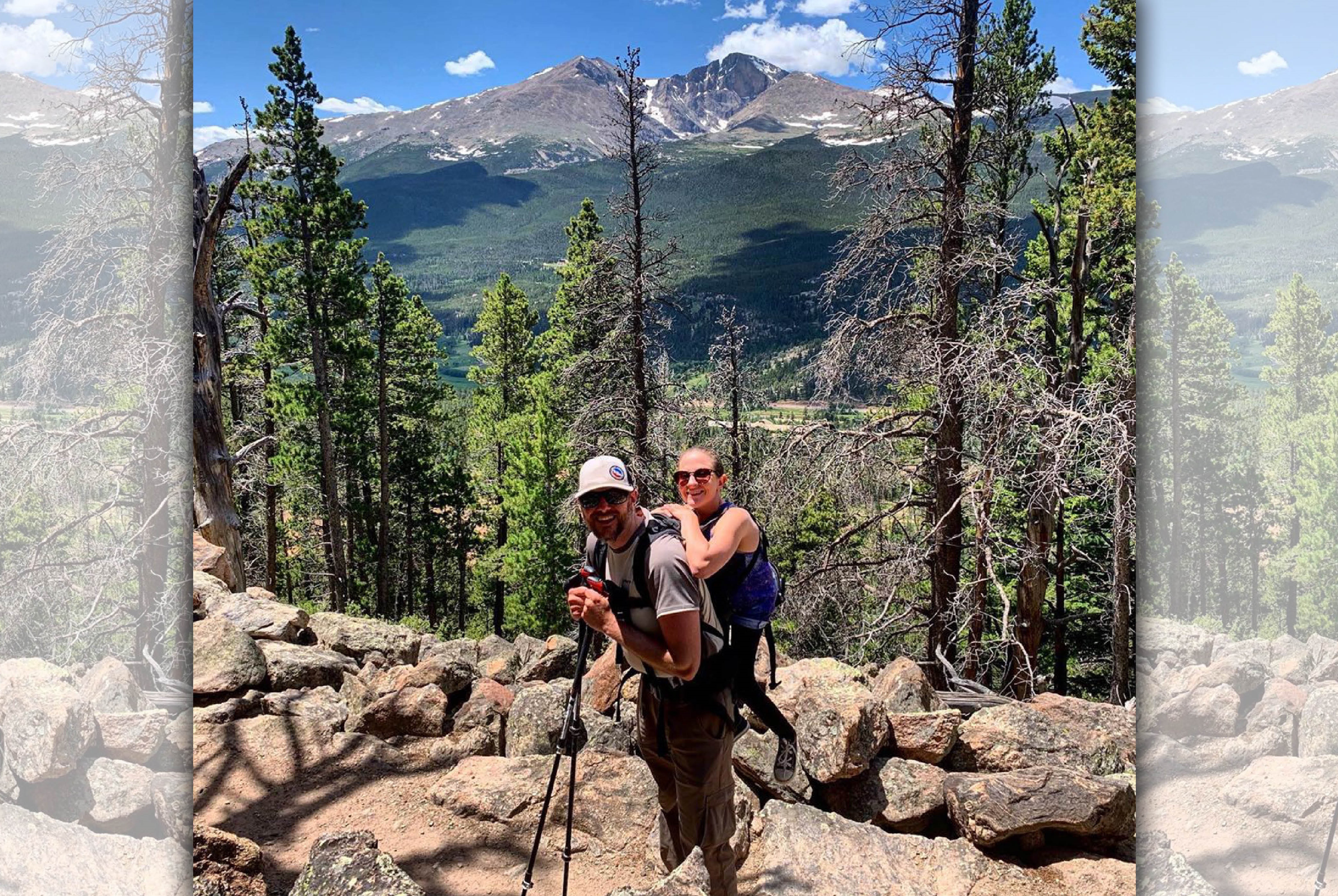 半癱的瑪蘭妮和失明的特雷弗攜手合作，享受兩人都熱愛的戶外活動。（翻攝自hiking with sight IG）