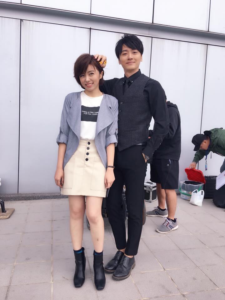 王瞳（左）和馬俊麟（右）因合作《大時代》傳出緋聞。（翻攝自馬俊麟臉書）