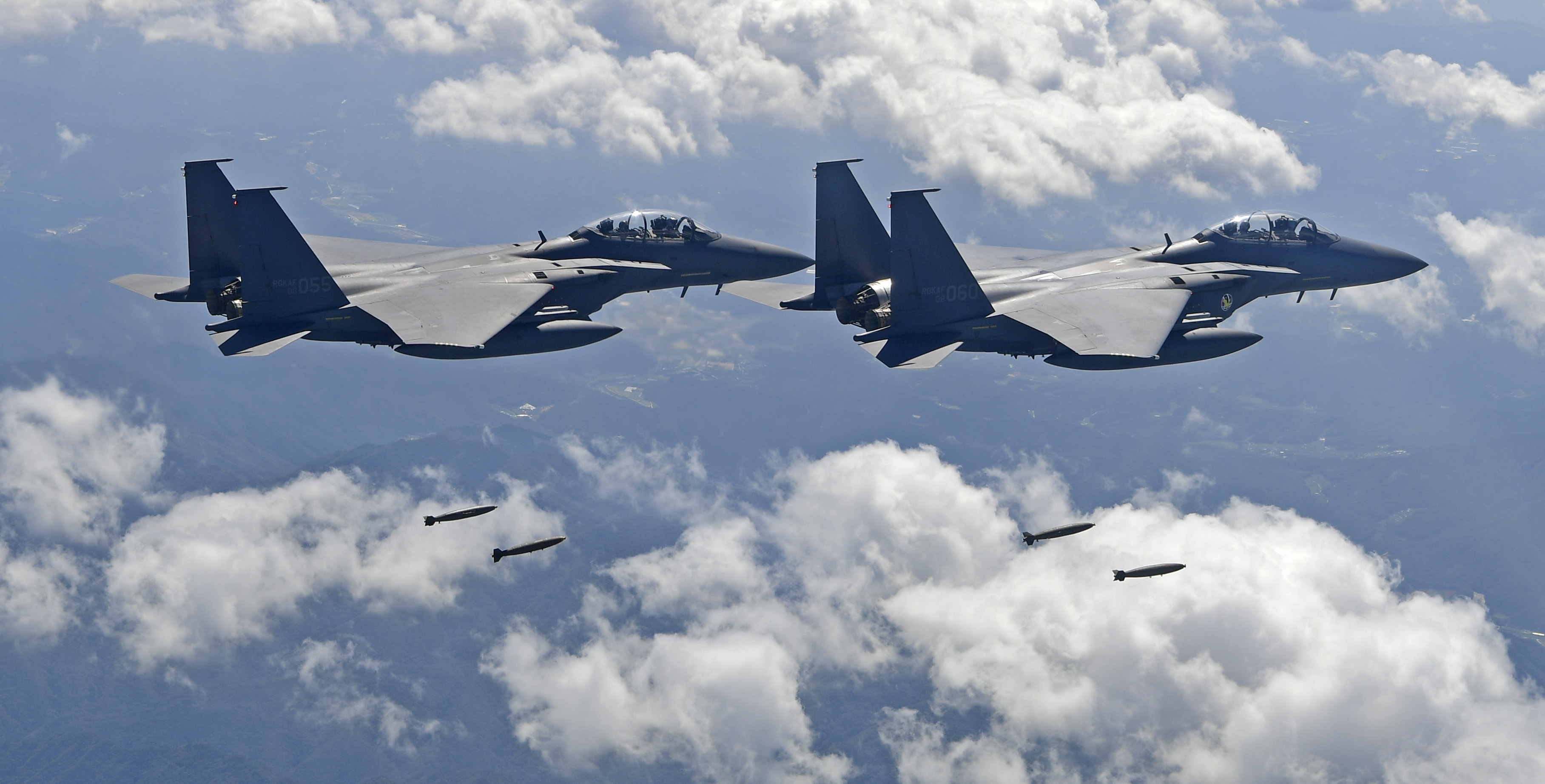 南韓媒體指俄羅斯軍機「入侵領空」，南韓F15、F16軍機升空開火。圖為南韓F15-K戰機檔案照片。（達志影像）