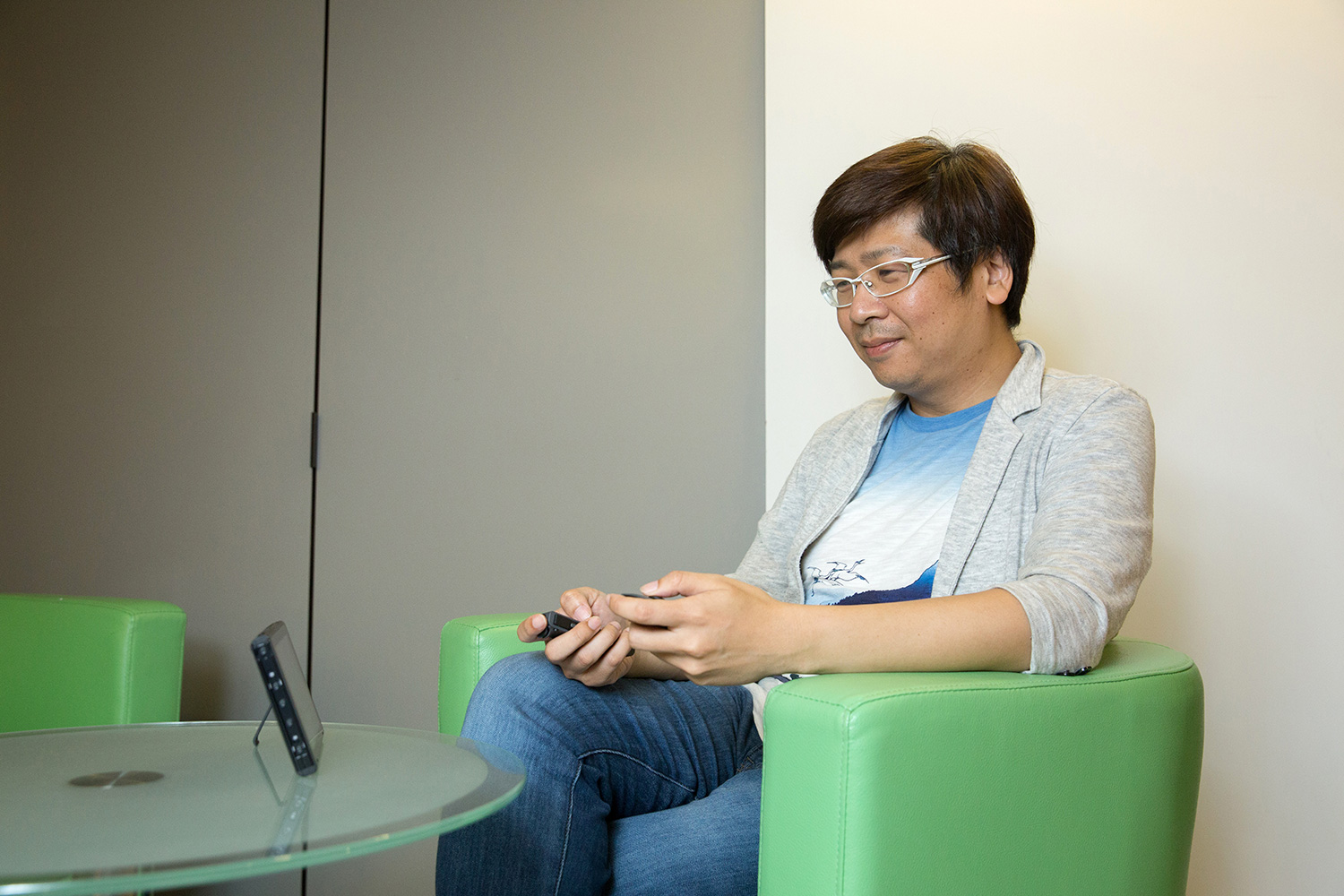 家用主機版會基於PC版本進行調整，朱彥儒希望能在三個平台呈現同樣的遊戲體驗。
