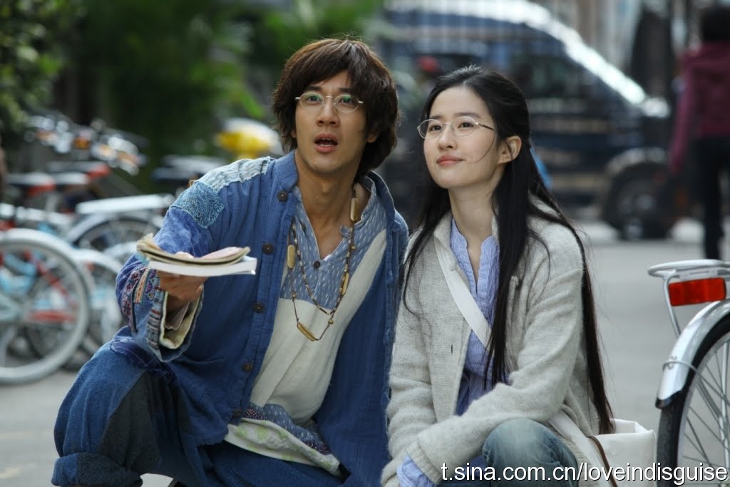 王力宏跨界當導演，自編自導自演處女作《戀愛通告》，邀來大陸玉女演員劉亦菲跨刀。（翻攝自新浪網）