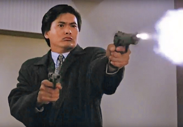 周潤發在《英雄本色》原本僅是客串演出「小馬哥」，但他演的實在太搶眼，吳宇森也不停為他加戲，結果成了他的經典代表作。（翻攝自imdb）