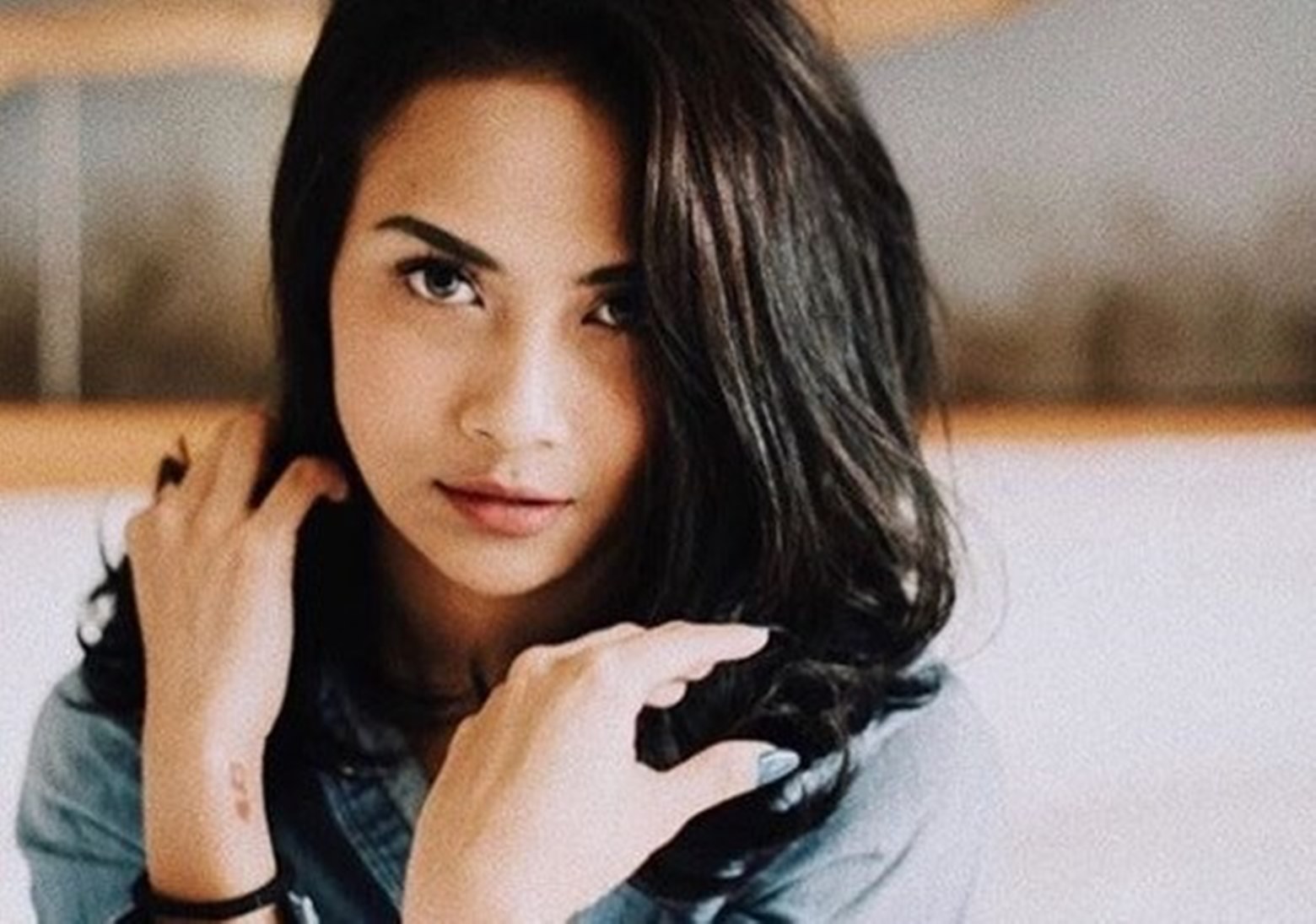 凡妮莎（Vanessa Angel）入獄卻傳出遭到22名女獄友霸凌圍觀私處，讓她痛哭。（翻攝自Vanessa Angel IG）