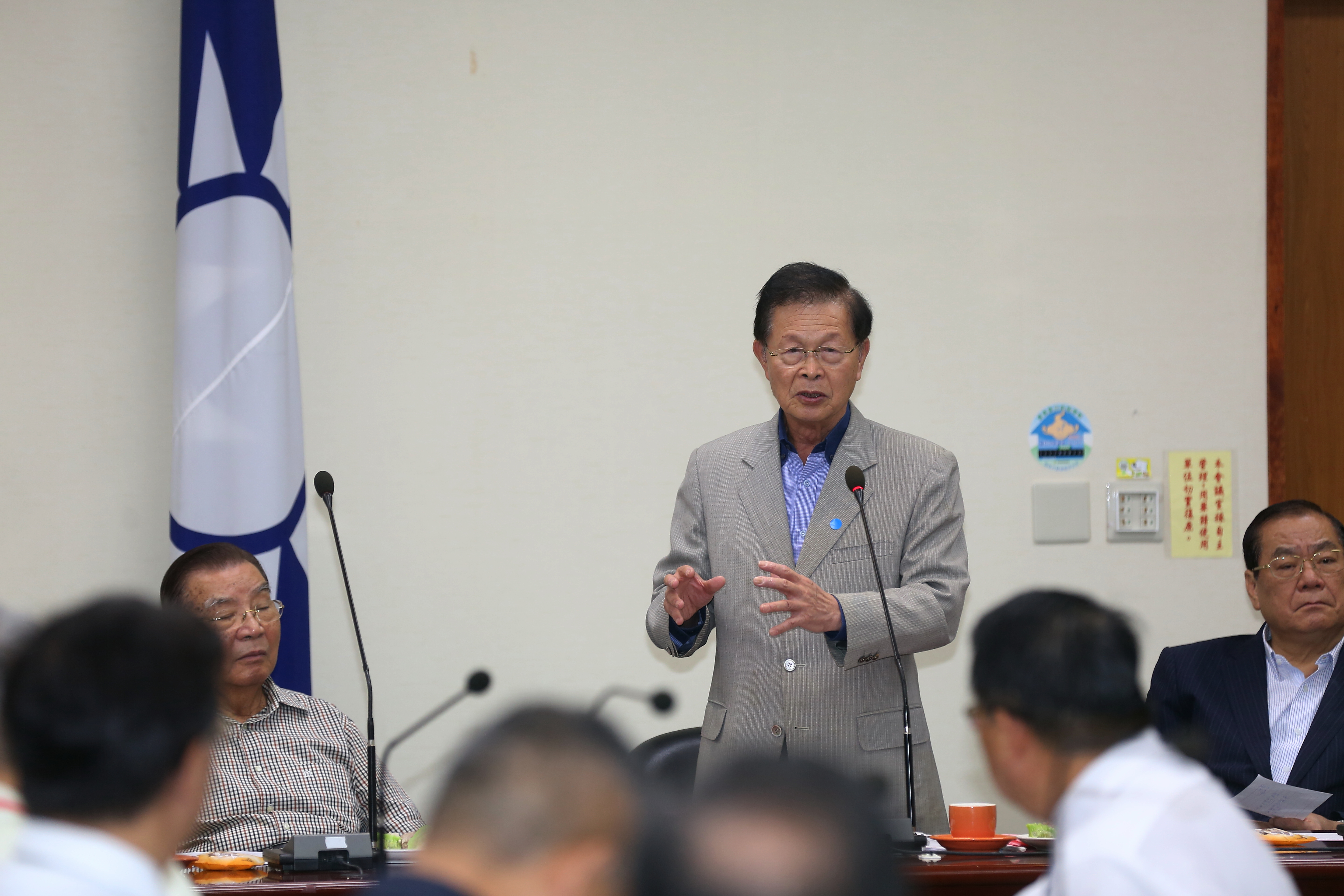 趙守博要韓國瑜「不要再喊口號」，更建議應選戒酒。