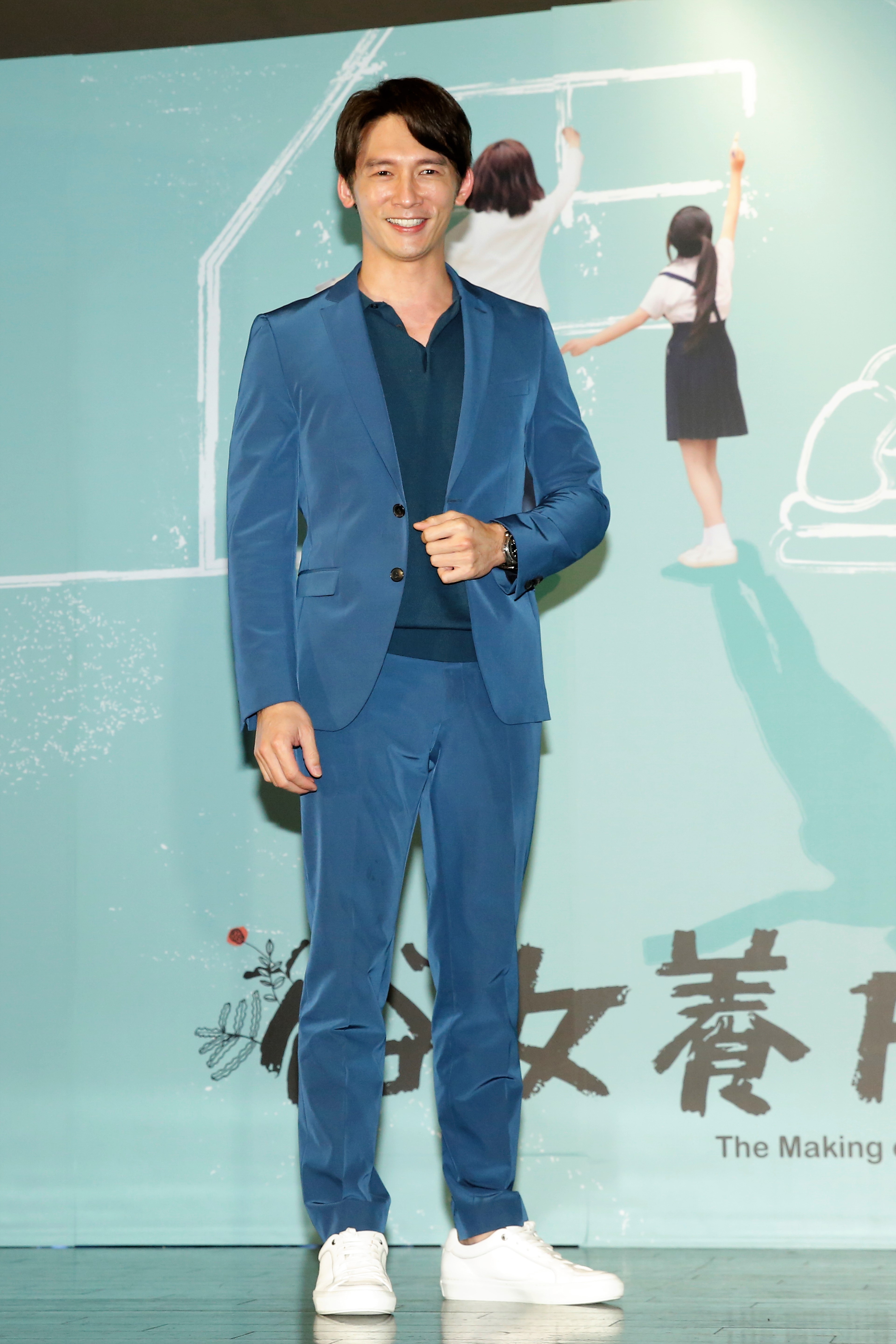 溫昇豪開玩笑表示，謝盈萱頸椎不適起因跟他的床戲太激烈。