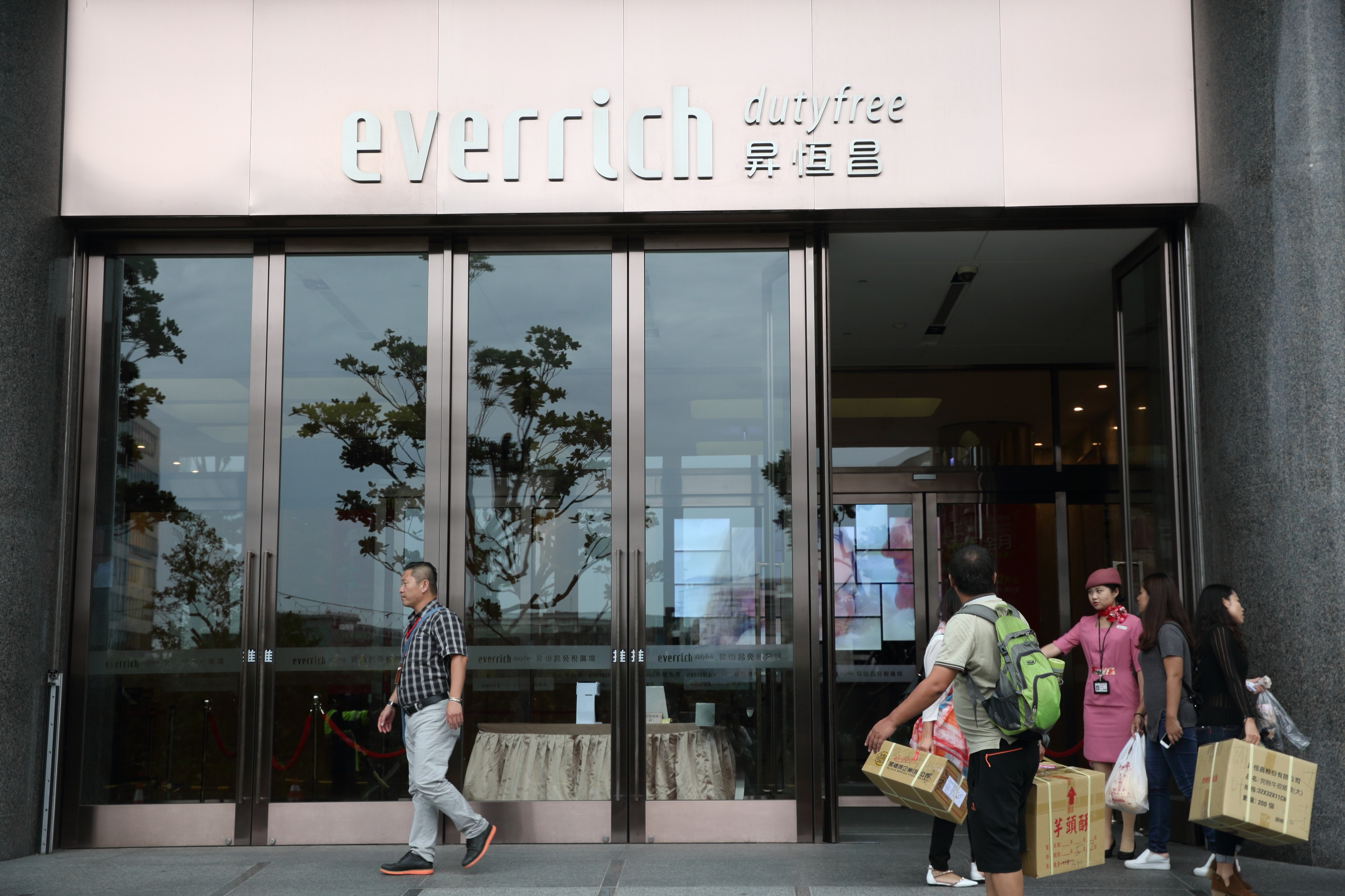 中國不斷打壓台灣，傳出8月起停止47城市來台自由行通行證的簽發。