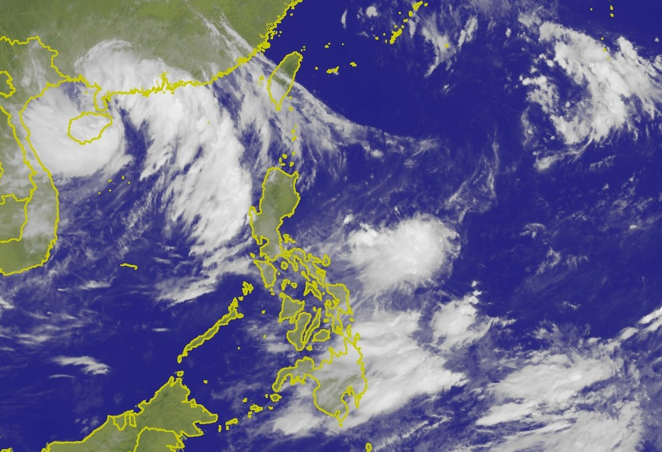 今日天氣仍是高溫炎熱，不過要留意午後雷雨。（翻攝中央氣象局）