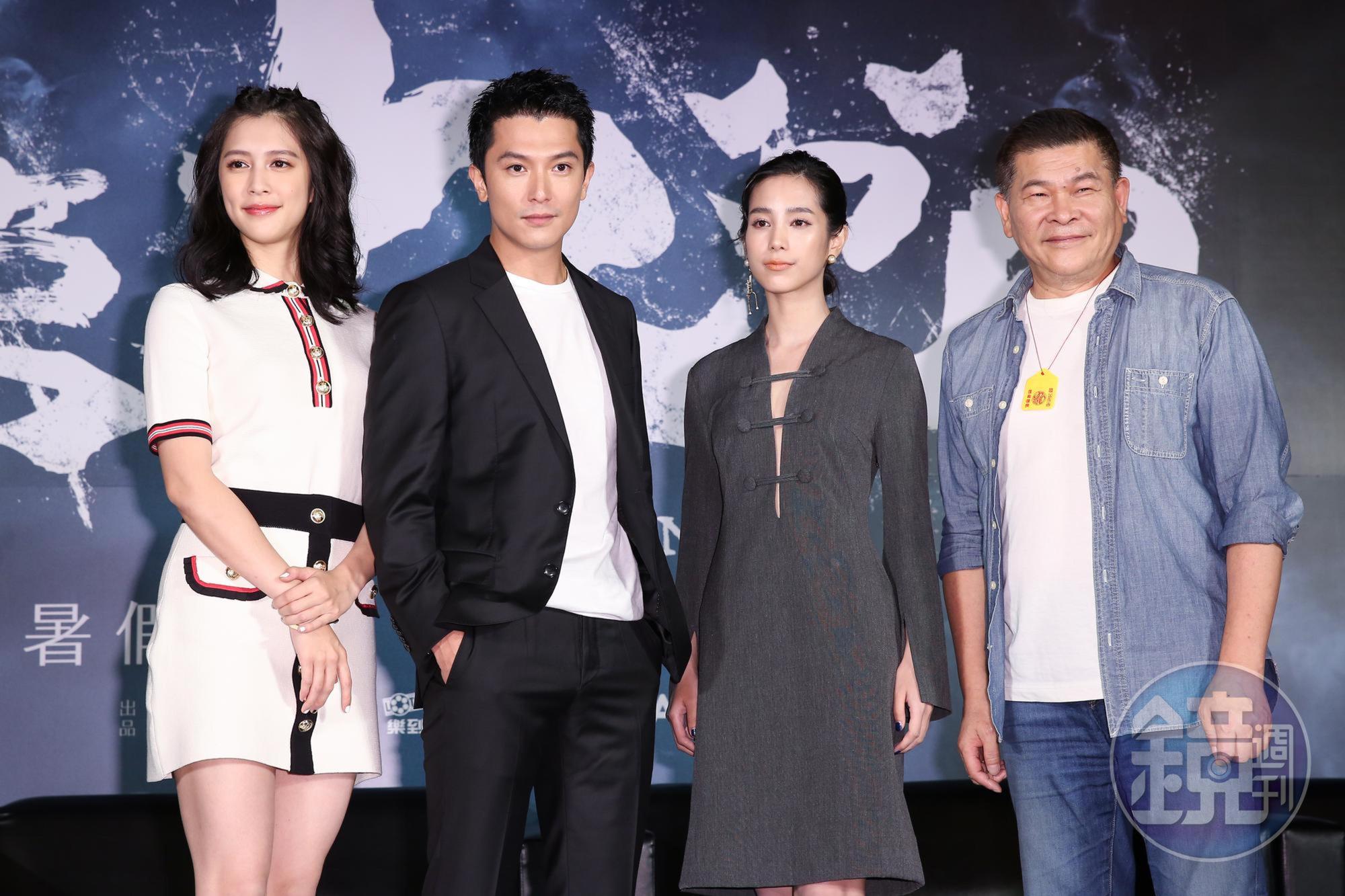 劉奕兒(左起)、邱澤、温貞菱及澎恰恰在鬼月初開時,為自己主演的靈異國片《第九分局》宣傳。