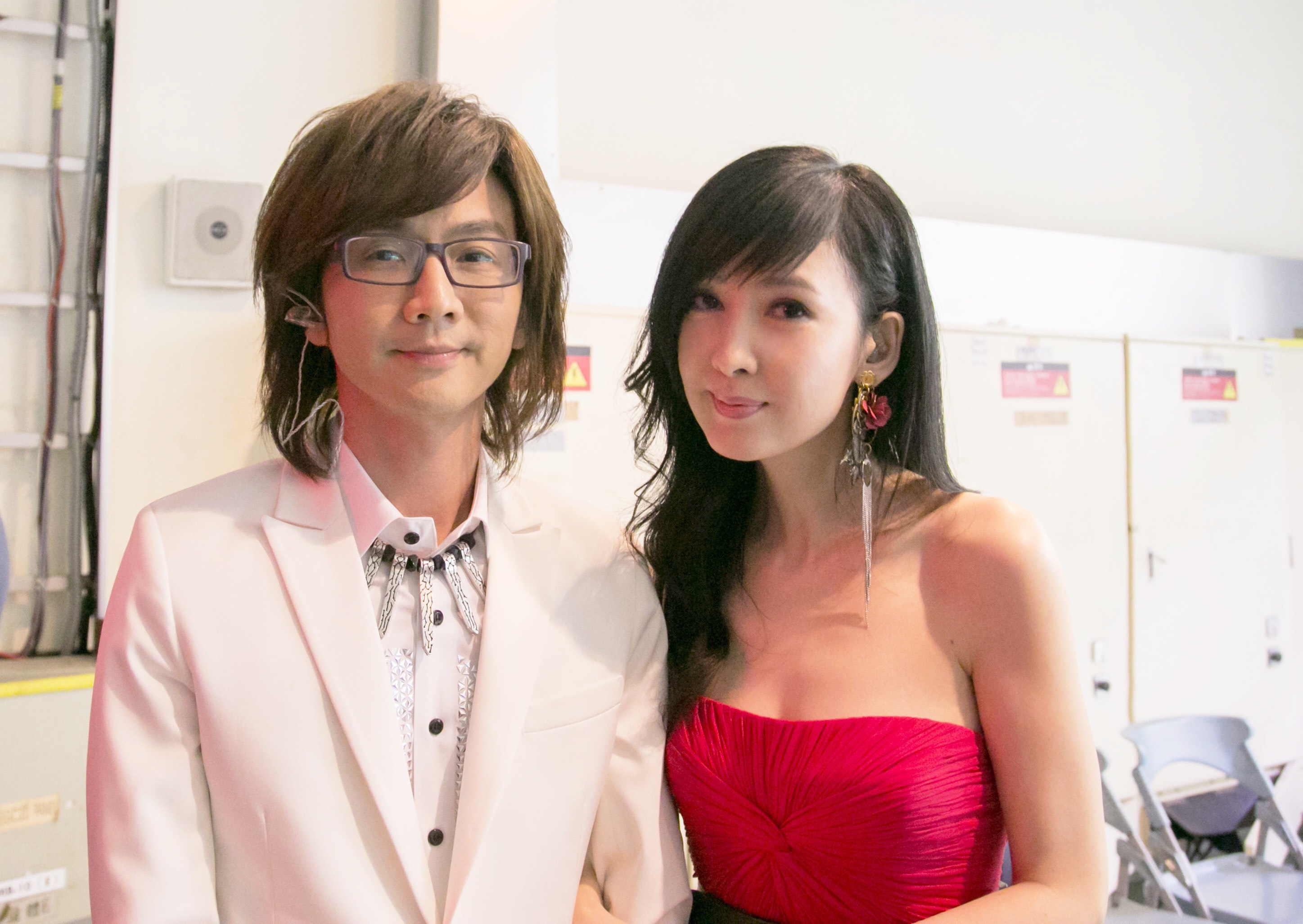 經過27年，保養得宜的周慧敏與林隆璇都凍齡。（寬宏藝術提供）