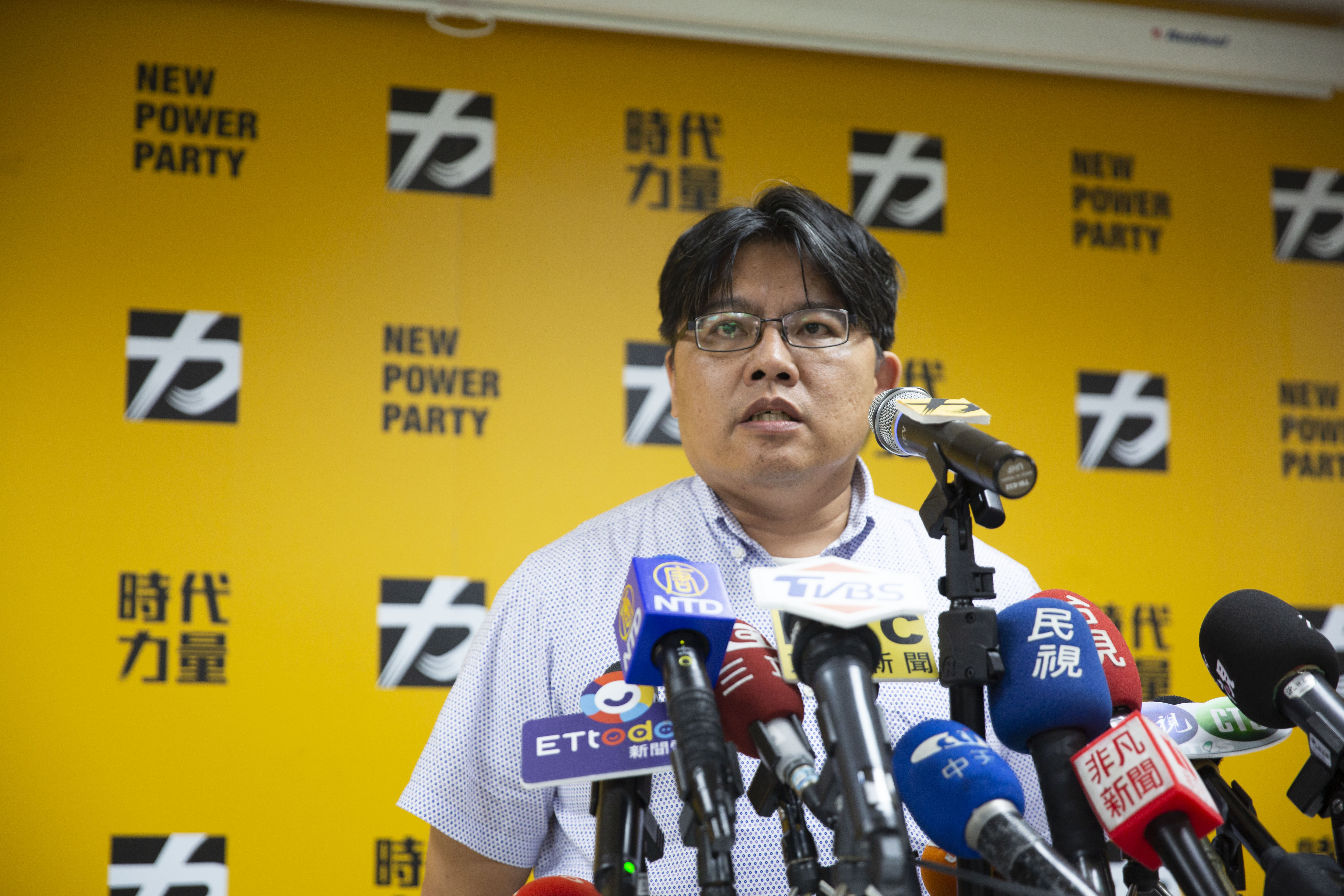 林昶佐昨（1日）宣布退出時代力量，邱顯智開記者會重申「台派沒有分裂的本錢」。