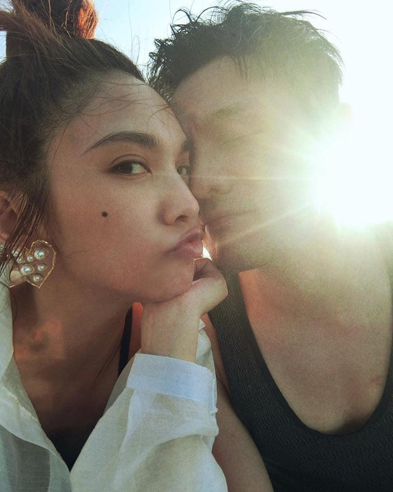 李榮浩與楊丞琳在微博上分享求婚成功的喜訊。(翻攝自楊丞琳臉書)