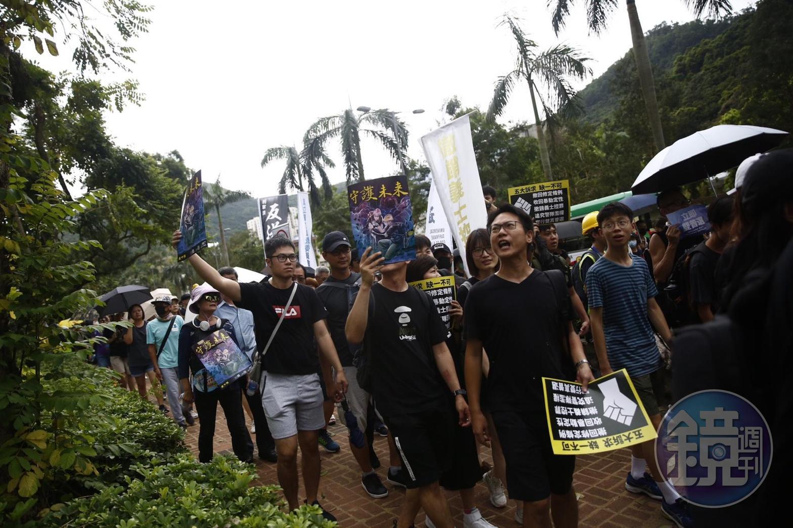 港人上街爭取五大訴求,根據主辦方估計,今有15萬人上街響應。