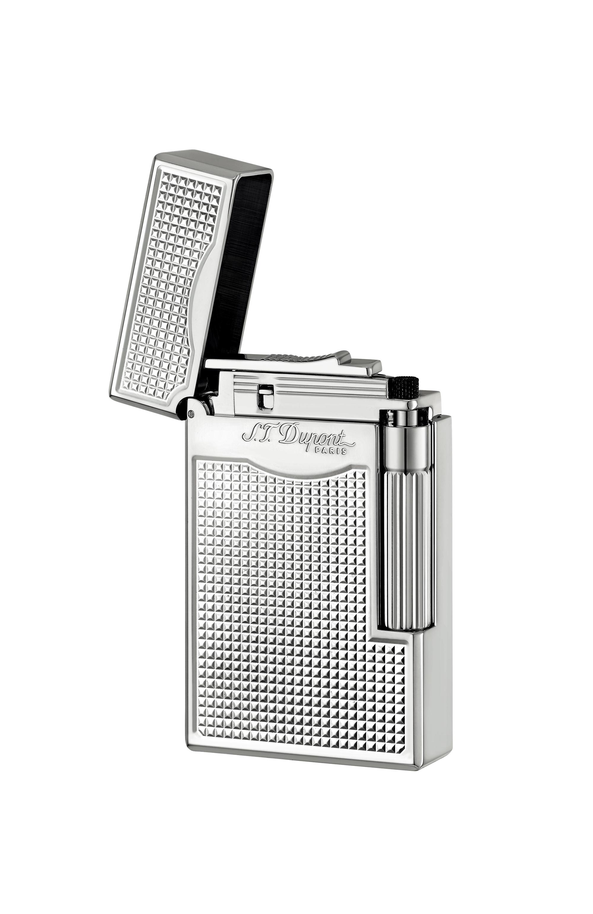 S.T. DUPONT Ligne 2雪茄打火機 NT$36,800。(S.T. DUPONT提供)