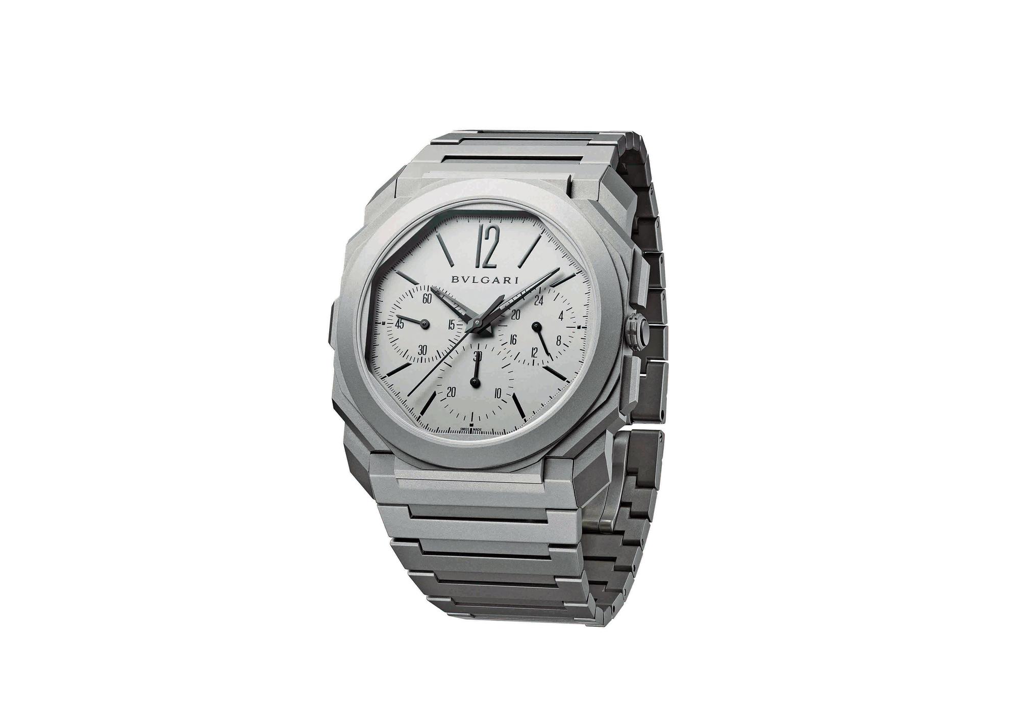 BVLGARI Octo Finissimo超薄計時GMT自動上鏈腕錶NT$559,000。(BVLGARI提供)