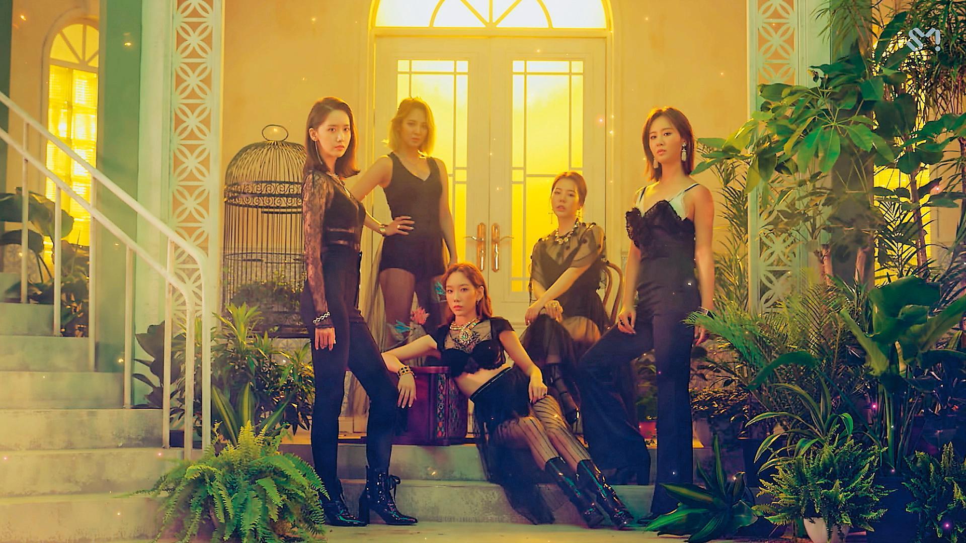 VISHOP為「少女時代—OH!GG」操刀的〈Lil' Touch〉MV在今年突破億次點擊，成為她們第8首點擊率破億的MV。（VISHOP提供）